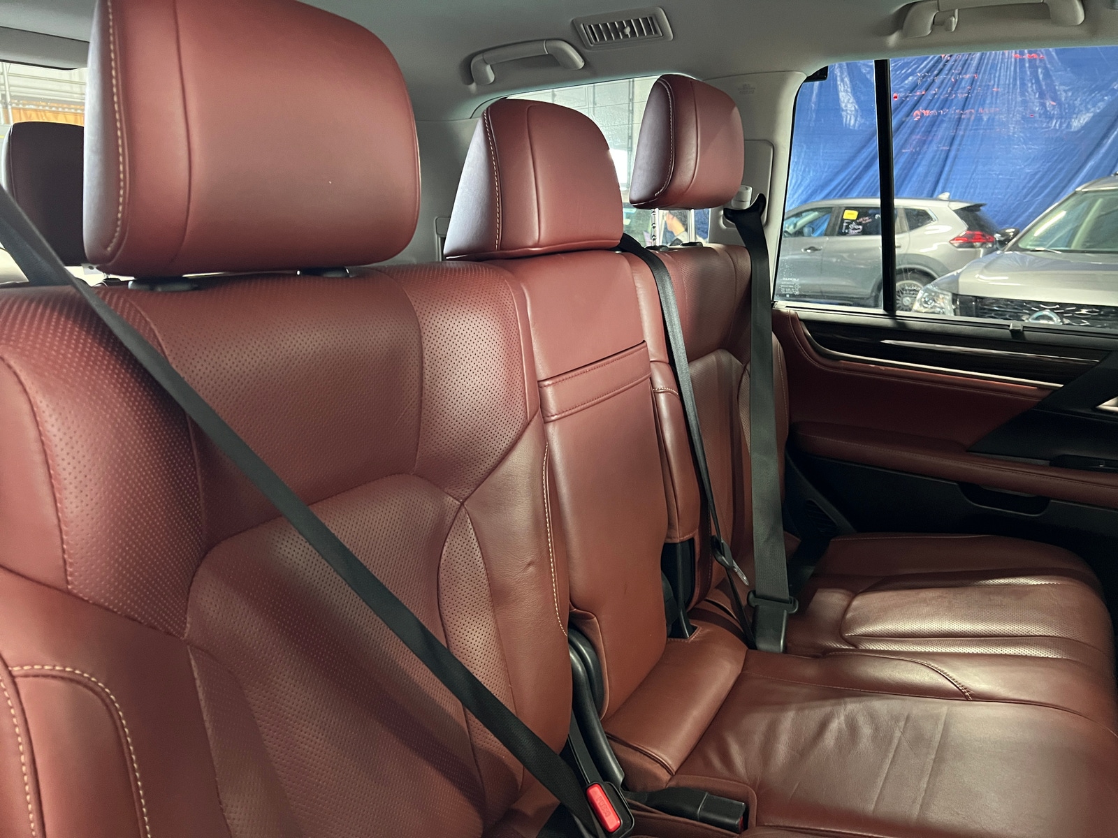 Thumbnail: 2019 Lexus LX - 5