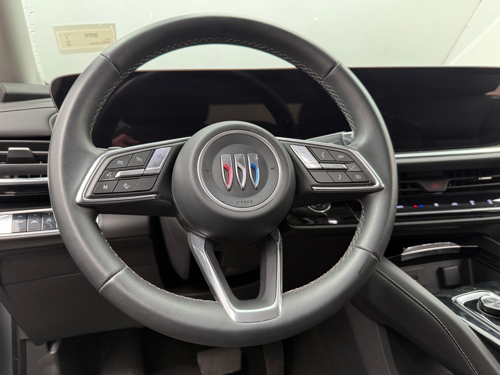 Thumbnail: 2025 Buick Envision - 4