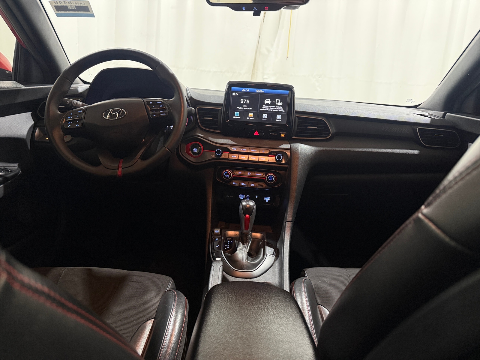 Thumbnail: 2020 Hyundai Veloster - 3
