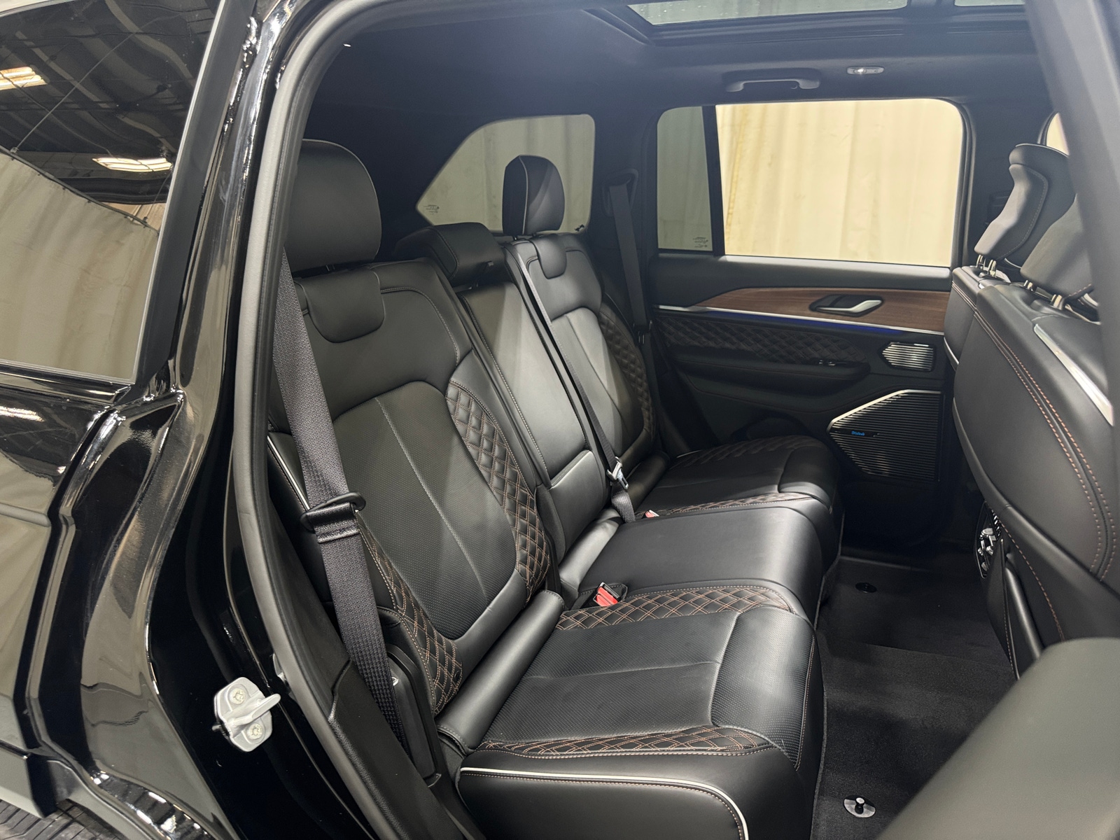 Thumbnail: 2025 Jeep Grand Cherokee - 5