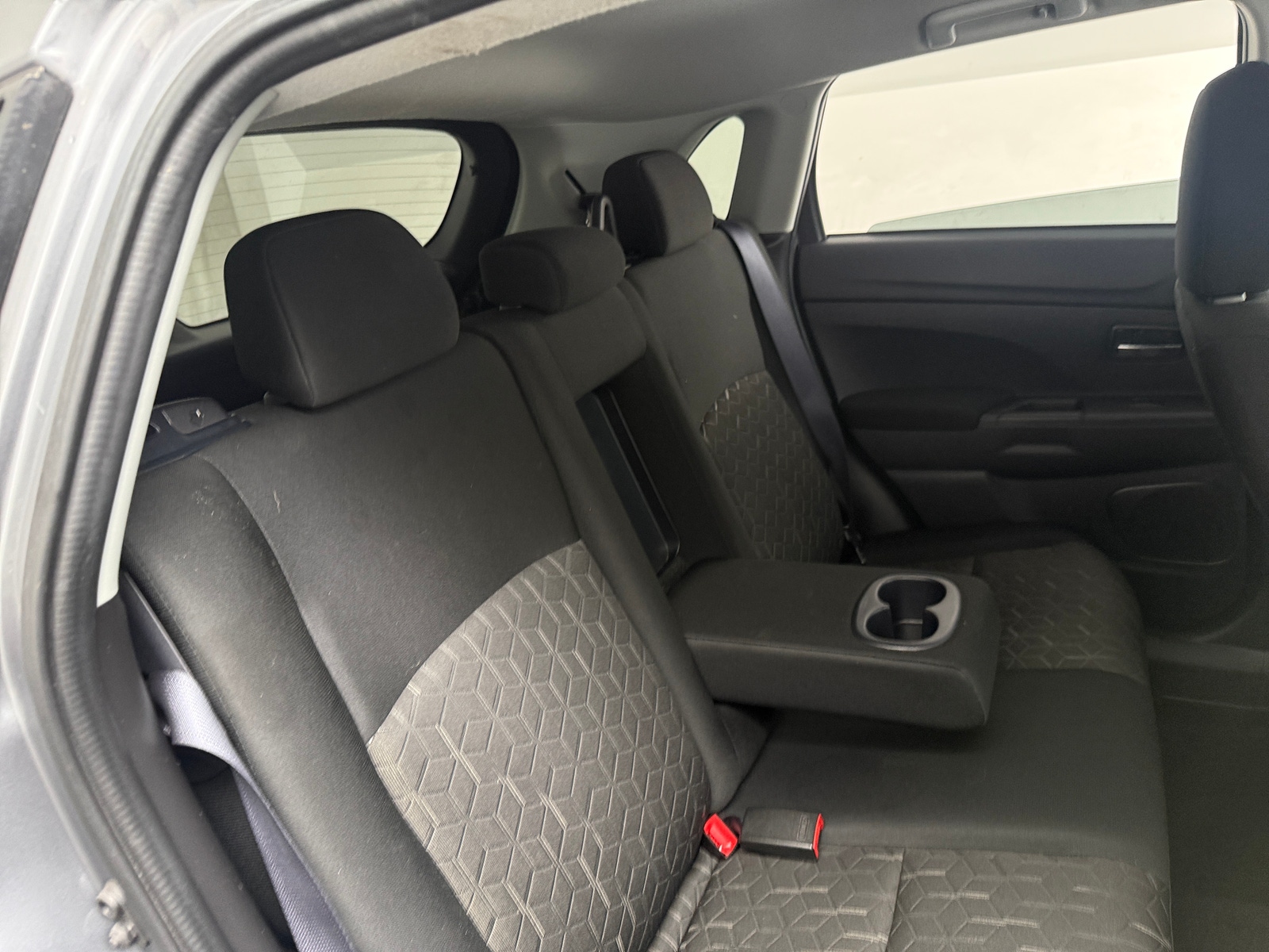 Thumbnail: 2024 Mitsubishi Outlander Sport - 6
