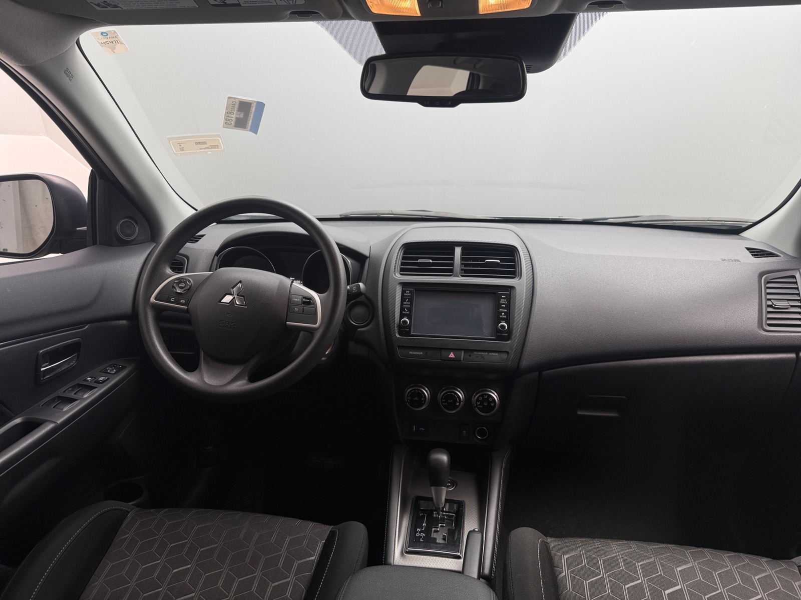 Thumbnail: 2024 Mitsubishi Outlander Sport - 3
