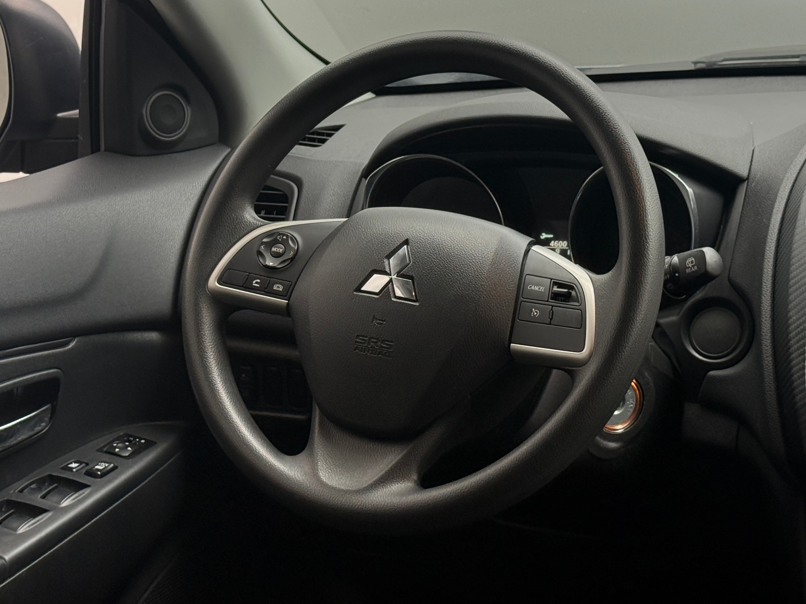 Thumbnail: 2024 Mitsubishi Outlander Sport - 5