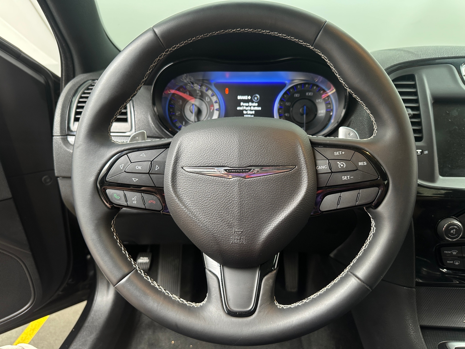 Thumbnail: 2016 Chrysler 300 - 4