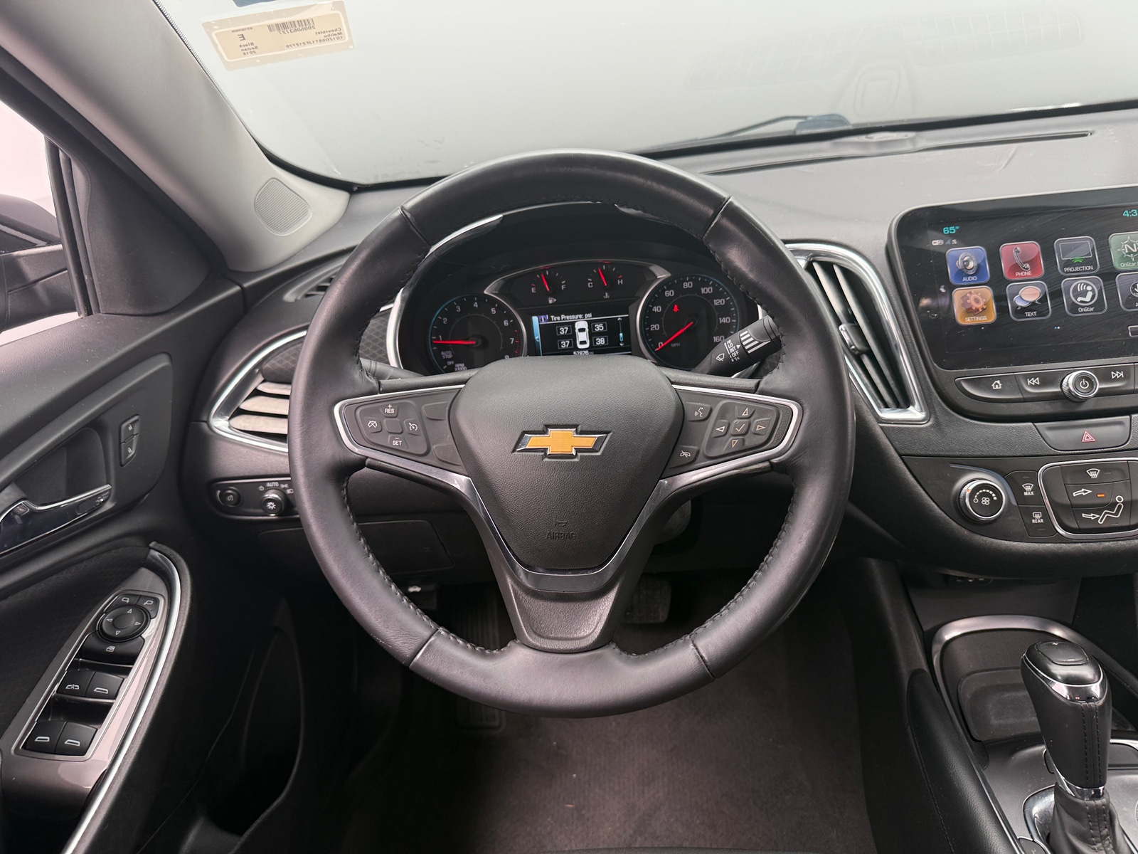 Thumbnail: 2018 Chevrolet Malibu - 5