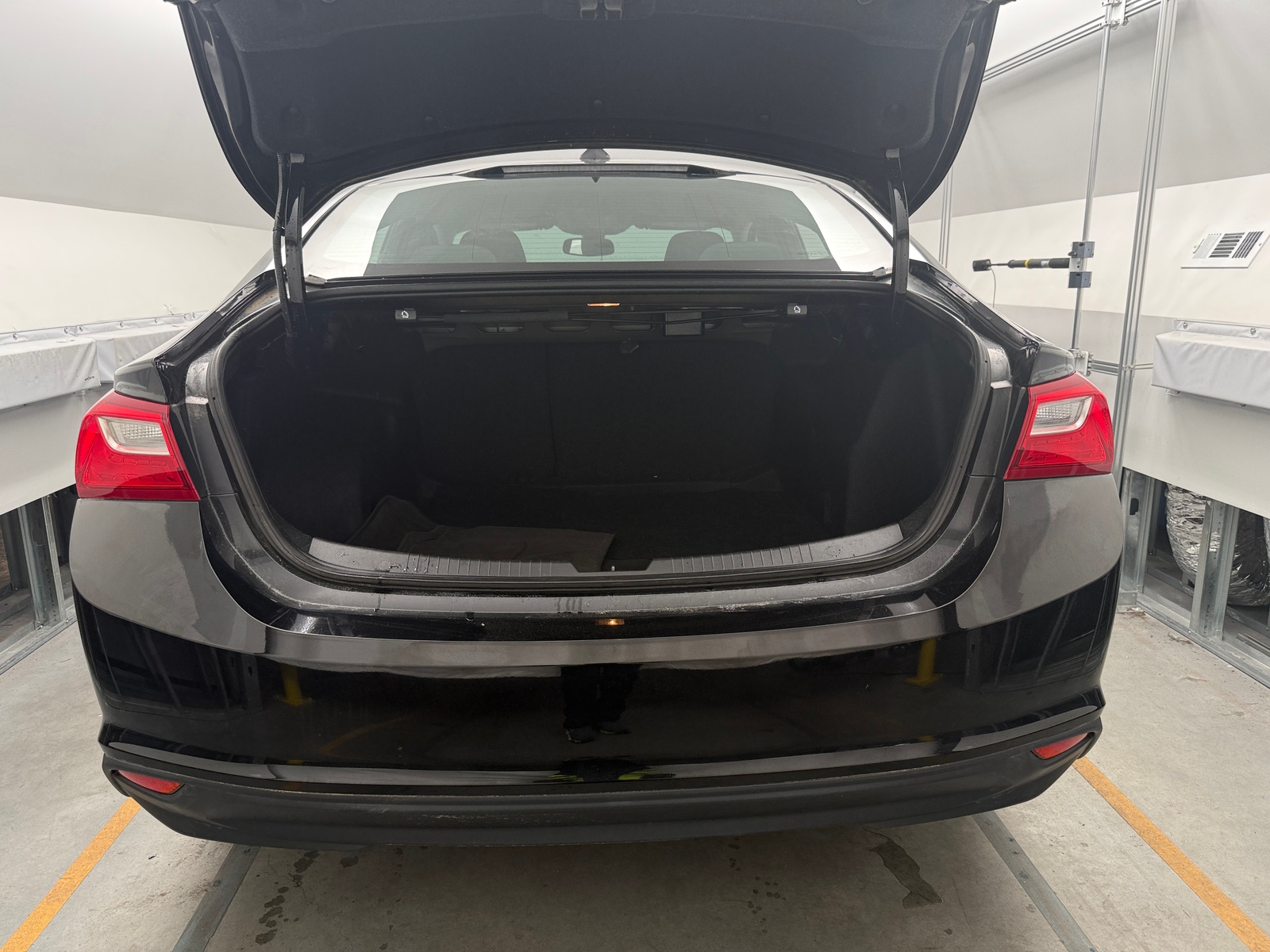 Thumbnail: 2018 Chevrolet Malibu - 7