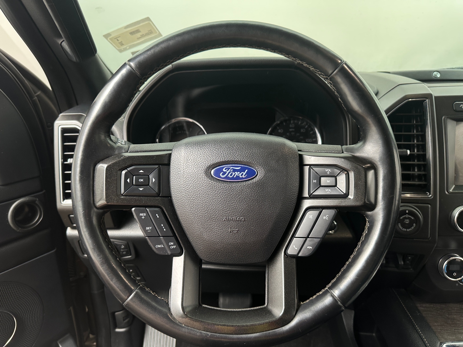 Thumbnail: 2020 Ford Expedition MAX - 4