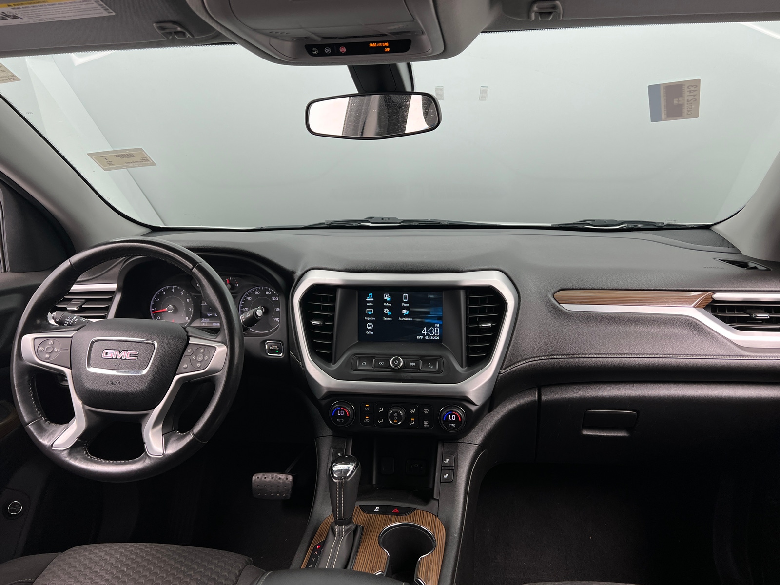 Thumbnail: 2019 GMC Acadia - 3