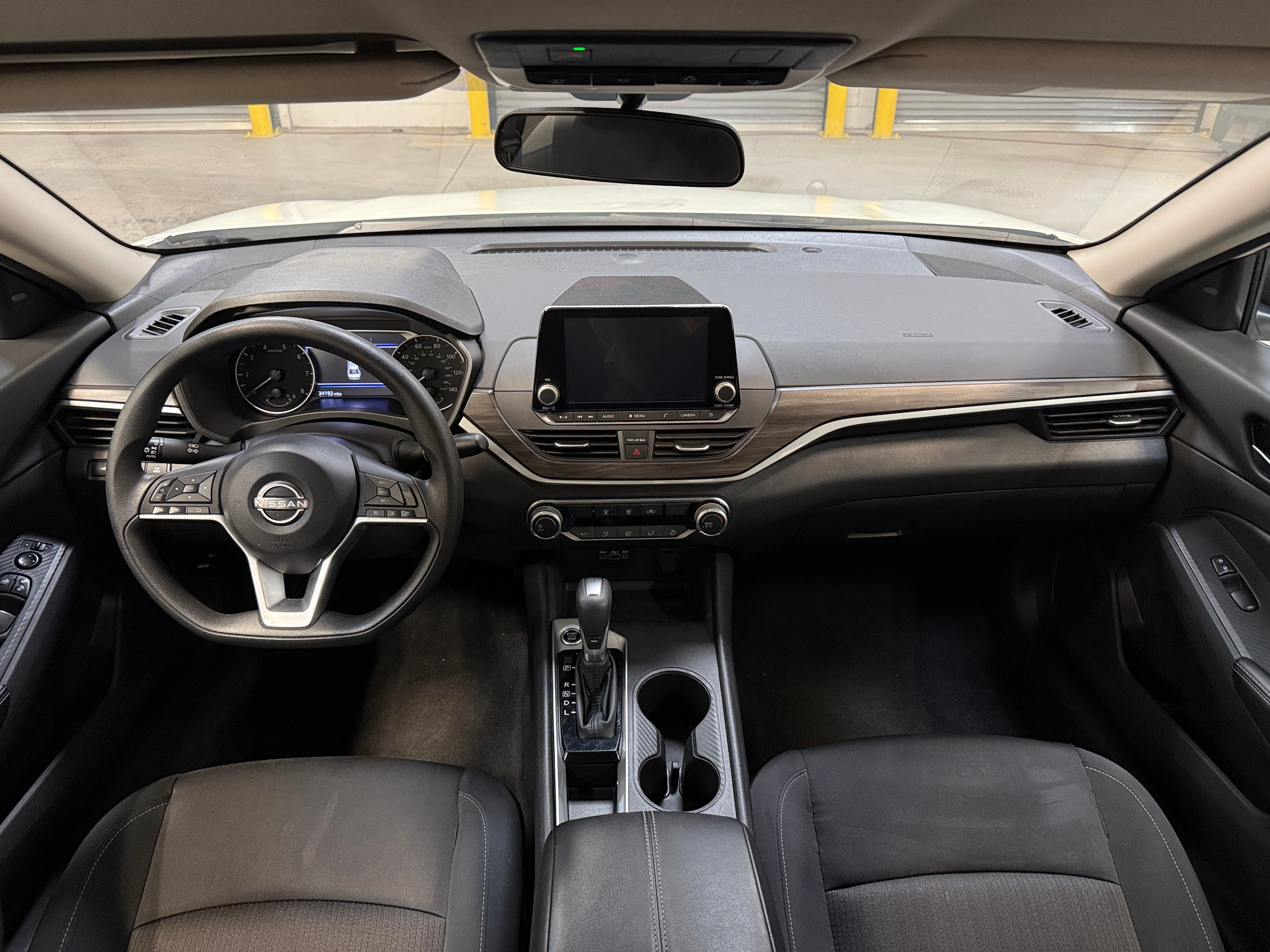 2025 Nissan Altima SV - Photo 9