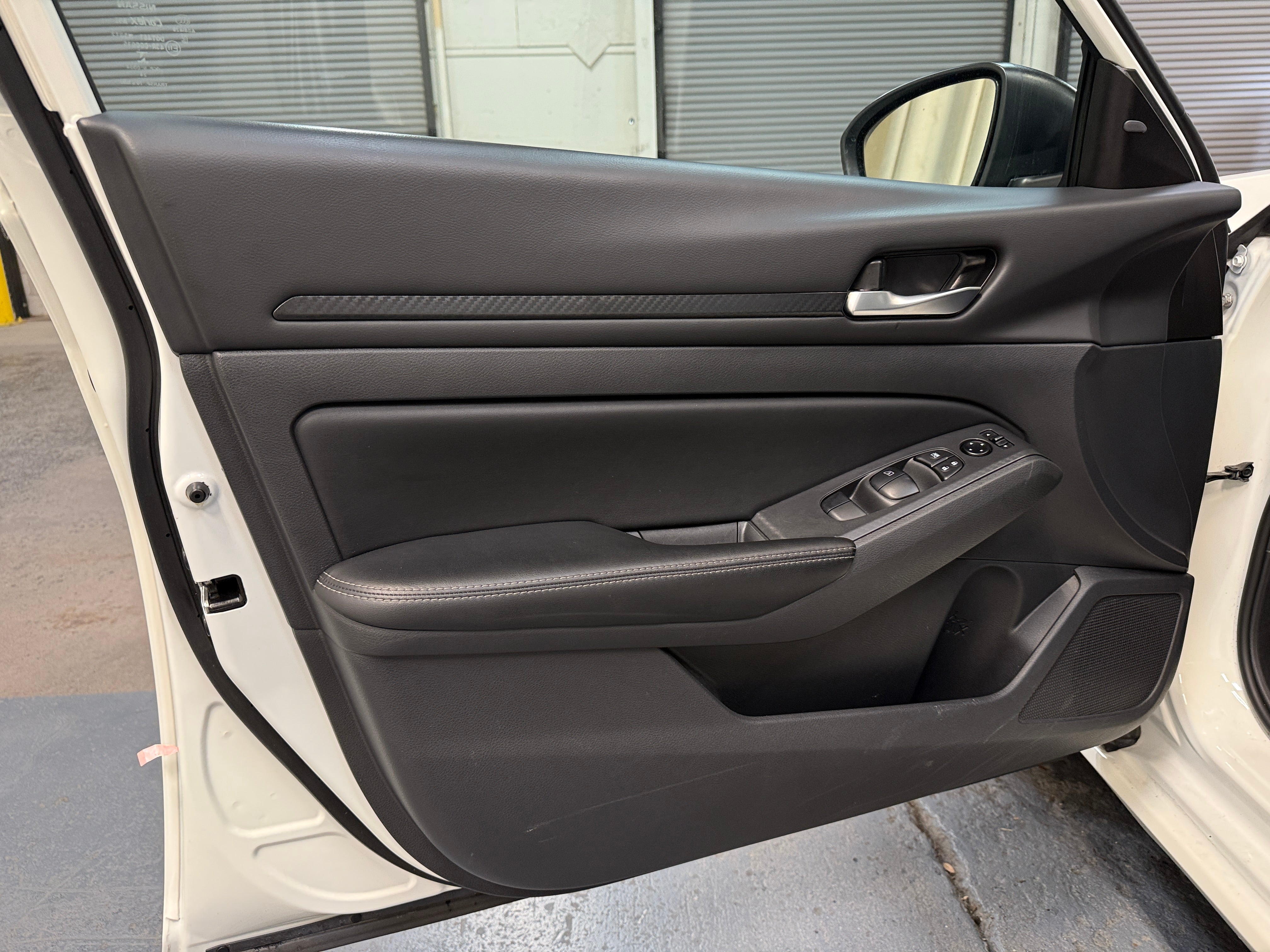 2025 Nissan Altima SV - Photo 3