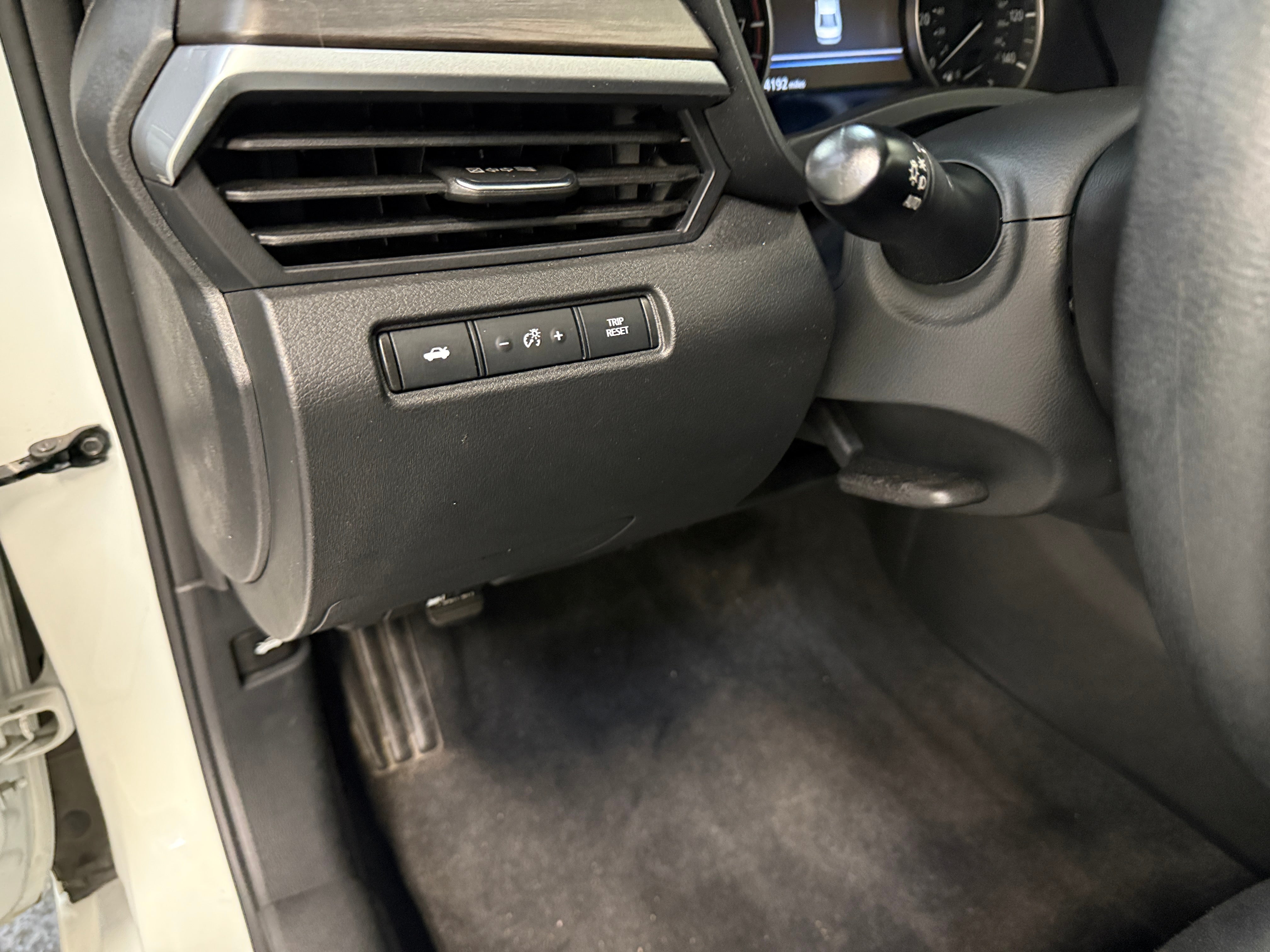 2025 Nissan Altima SV - Photo 10