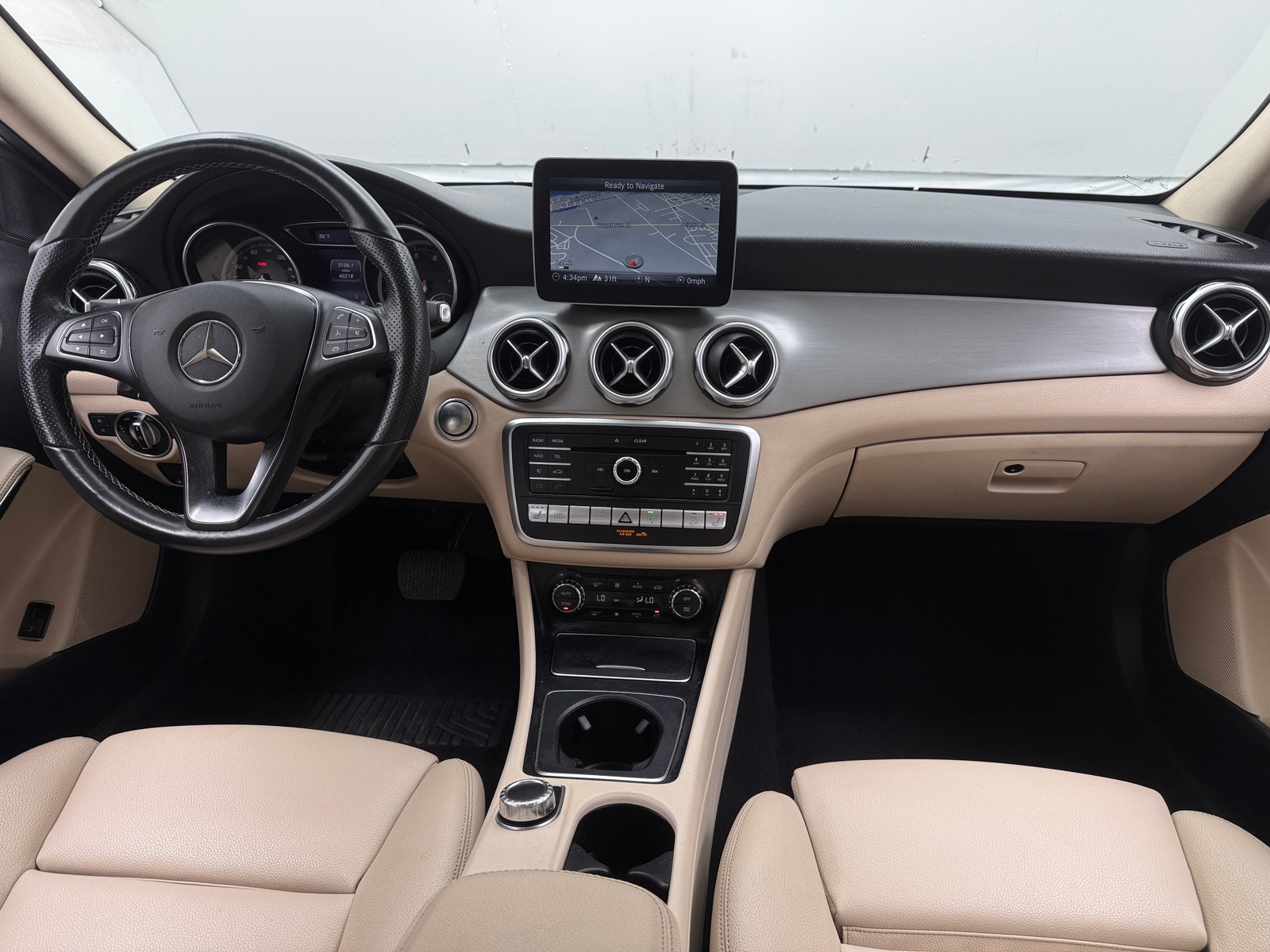 Thumbnail: 2019 Mercedes-Benz GLA - 2