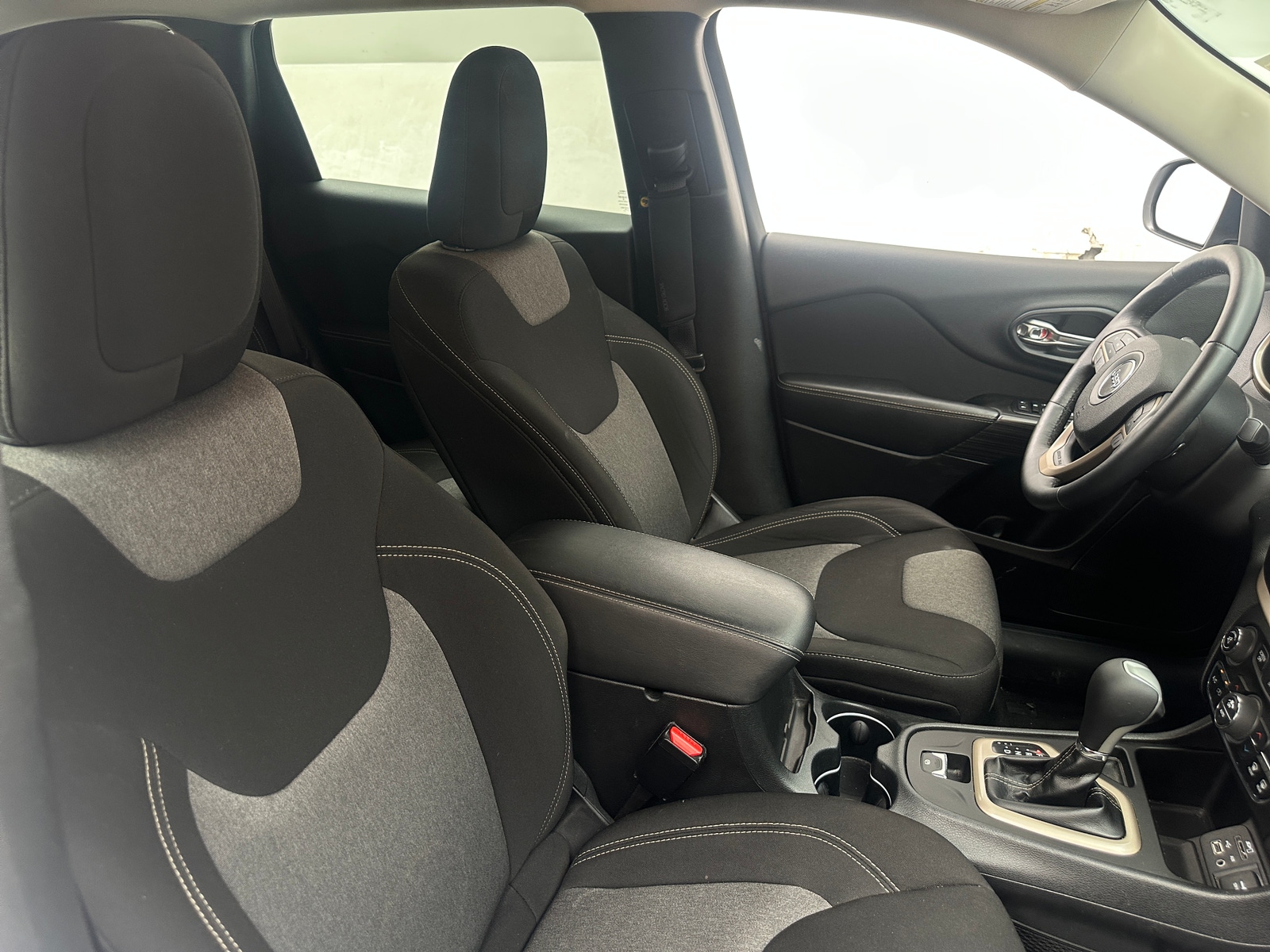 Thumbnail: 2014 Jeep Cherokee - 2