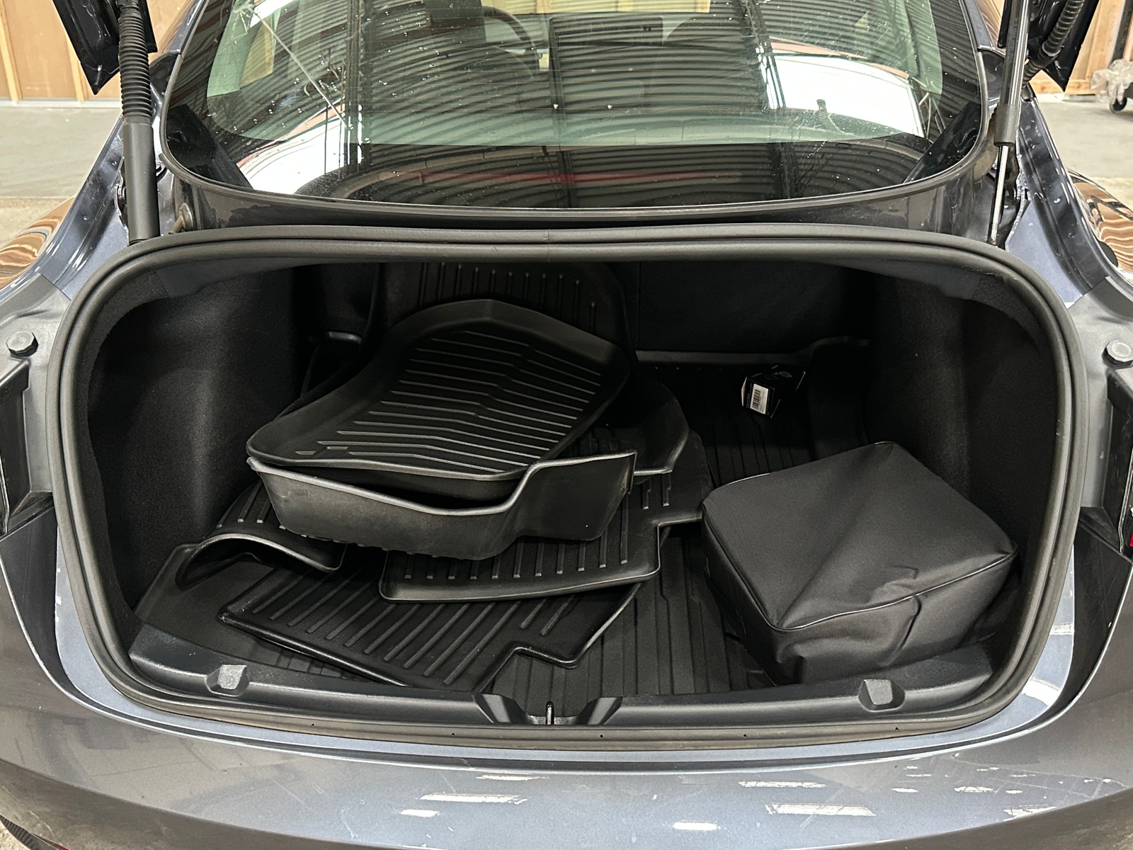 Thumbnail: 2023 Tesla Model 3 - 6