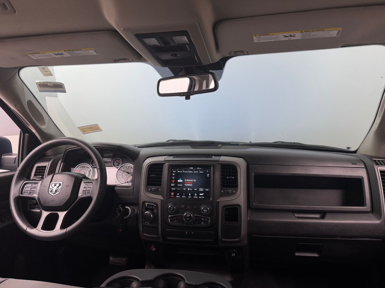 Thumbnail: 2021 RAM 1500 Classic - 3