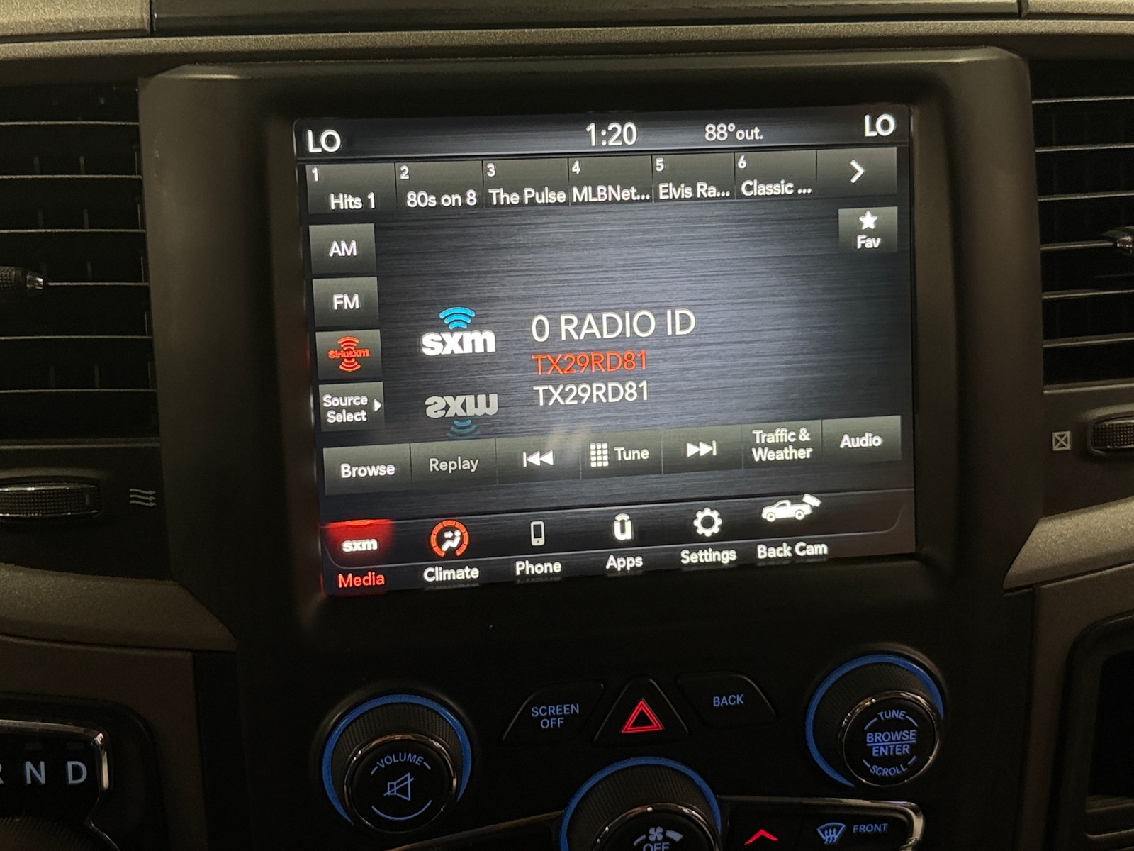 Thumbnail: 2021 RAM 1500 Classic - 4