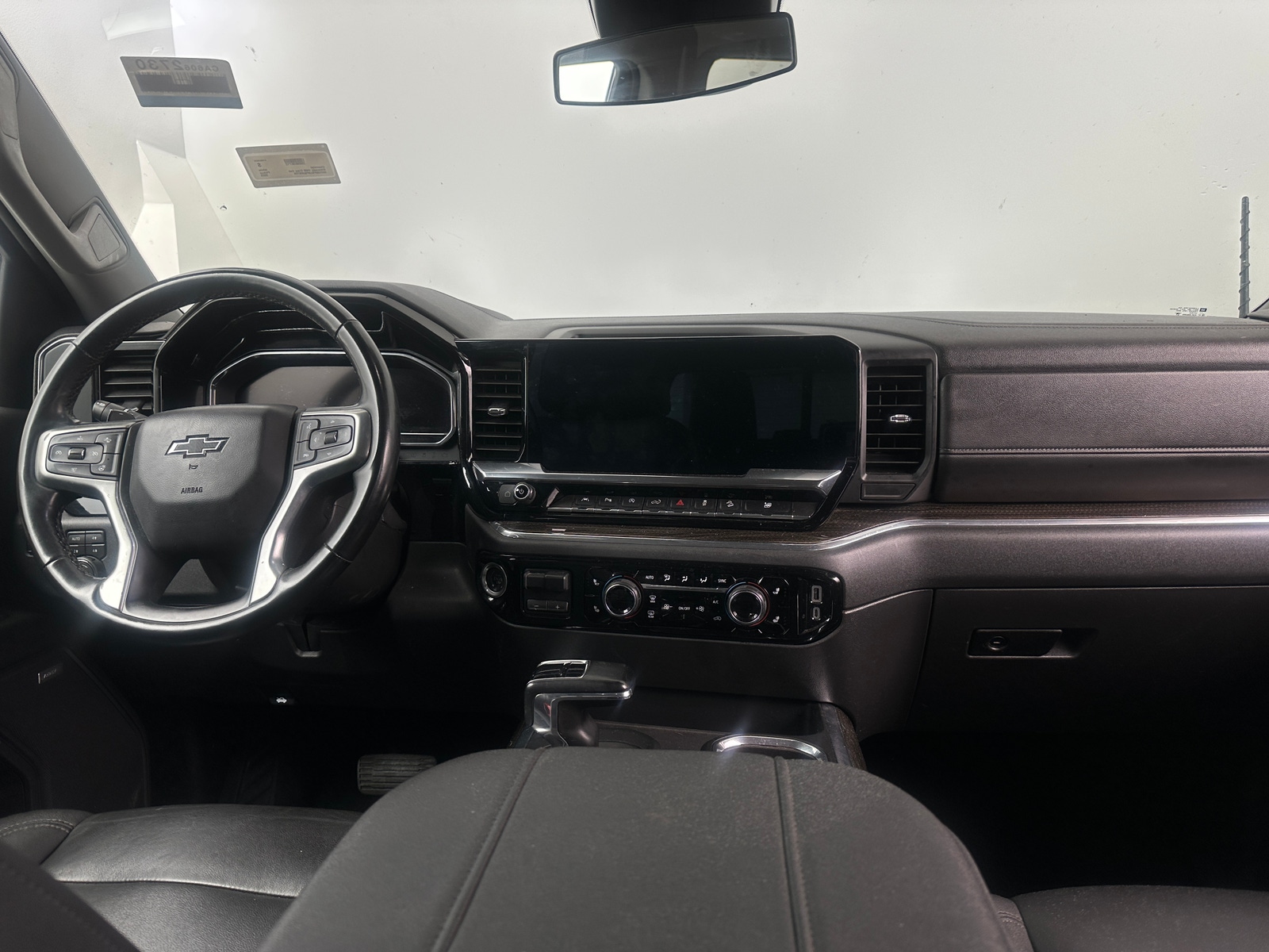 Thumbnail: 2023 Chevrolet Silverado 1500 - 3