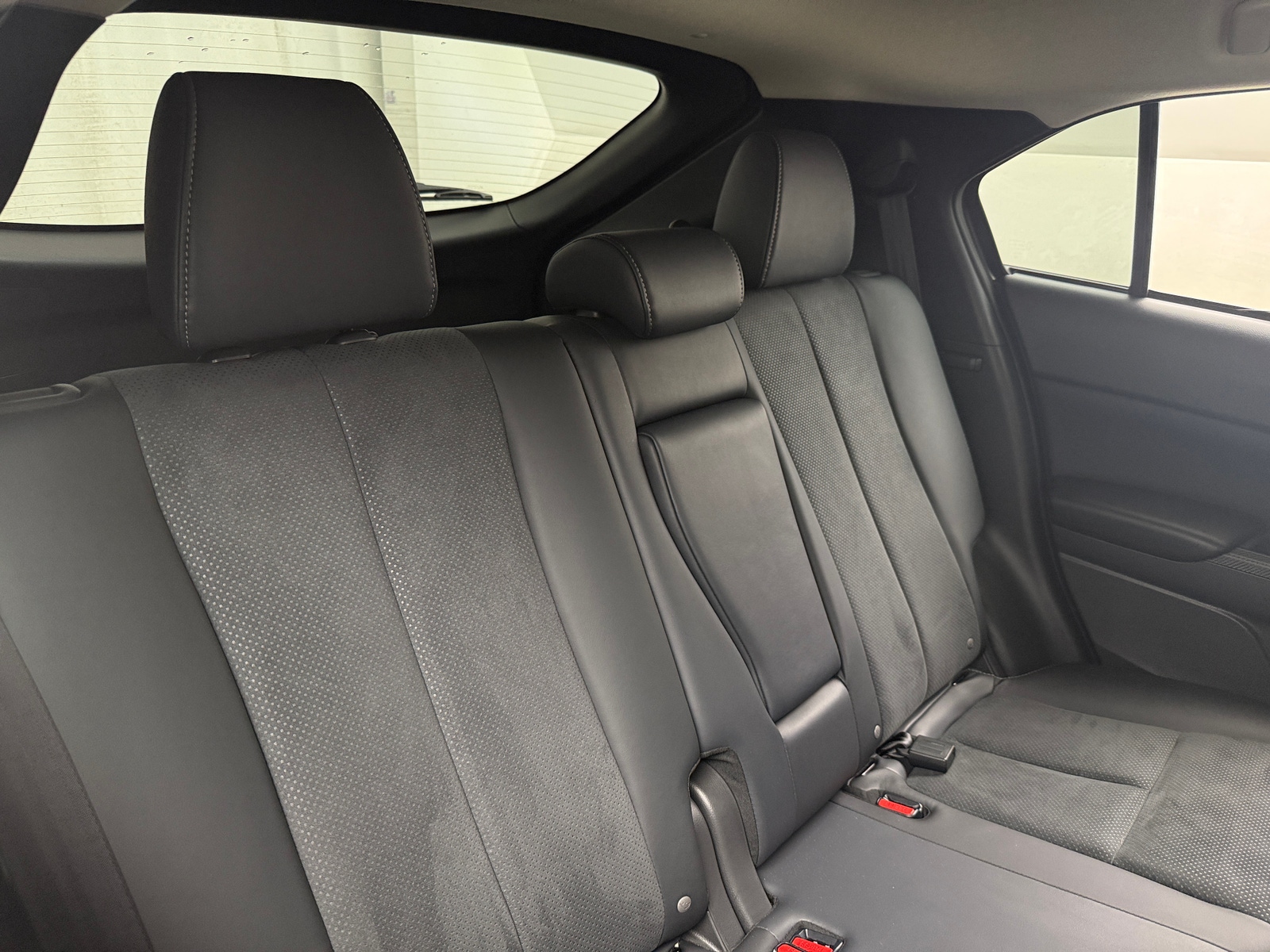 Thumbnail: 2026 Mitsubishi Eclipse Cross - 6