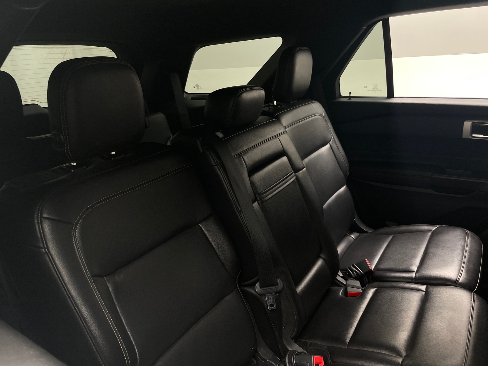 Thumbnail: 2020 Ford Explorer - 5