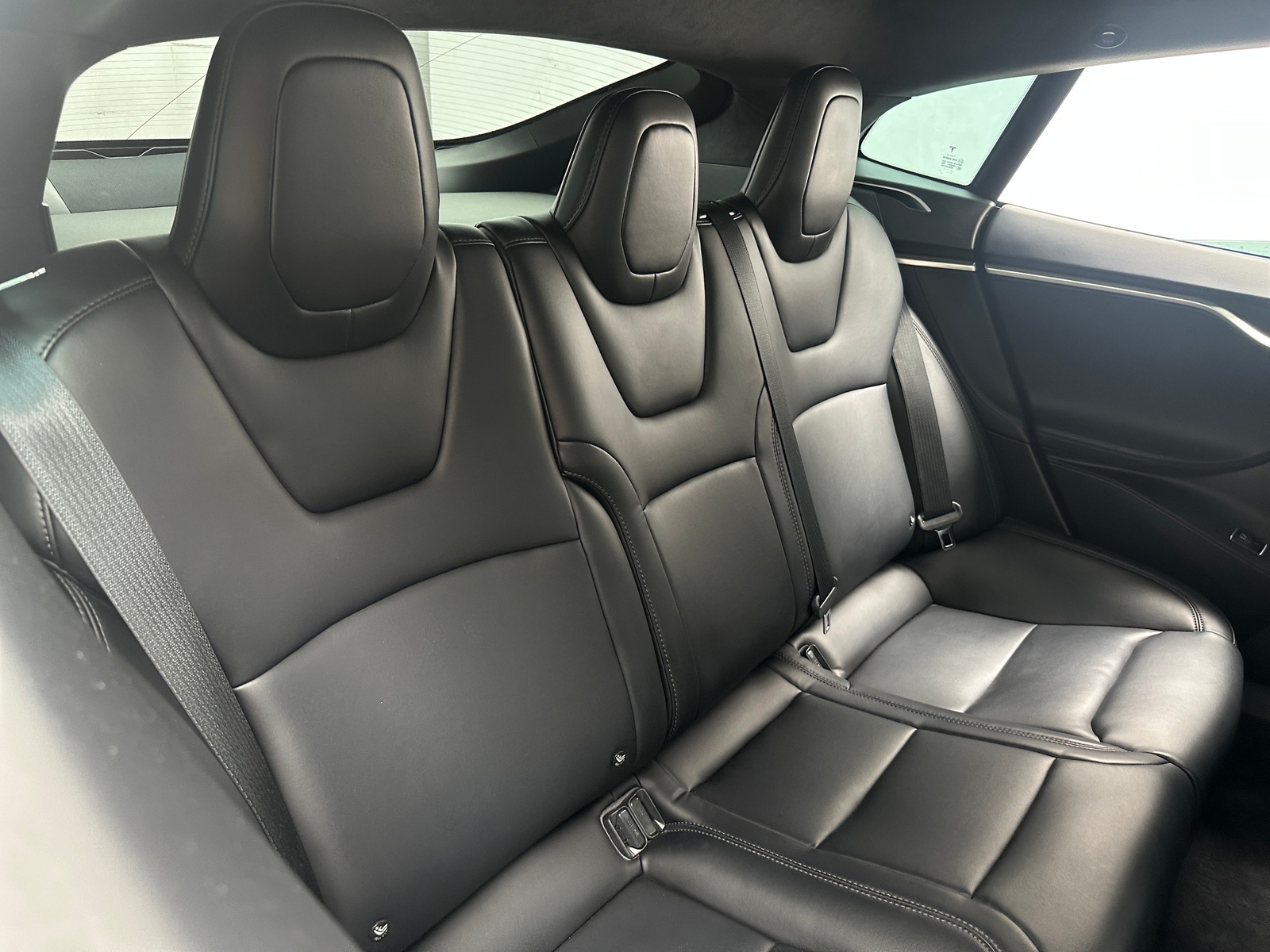 Thumbnail: 2017 Tesla Model S - 5