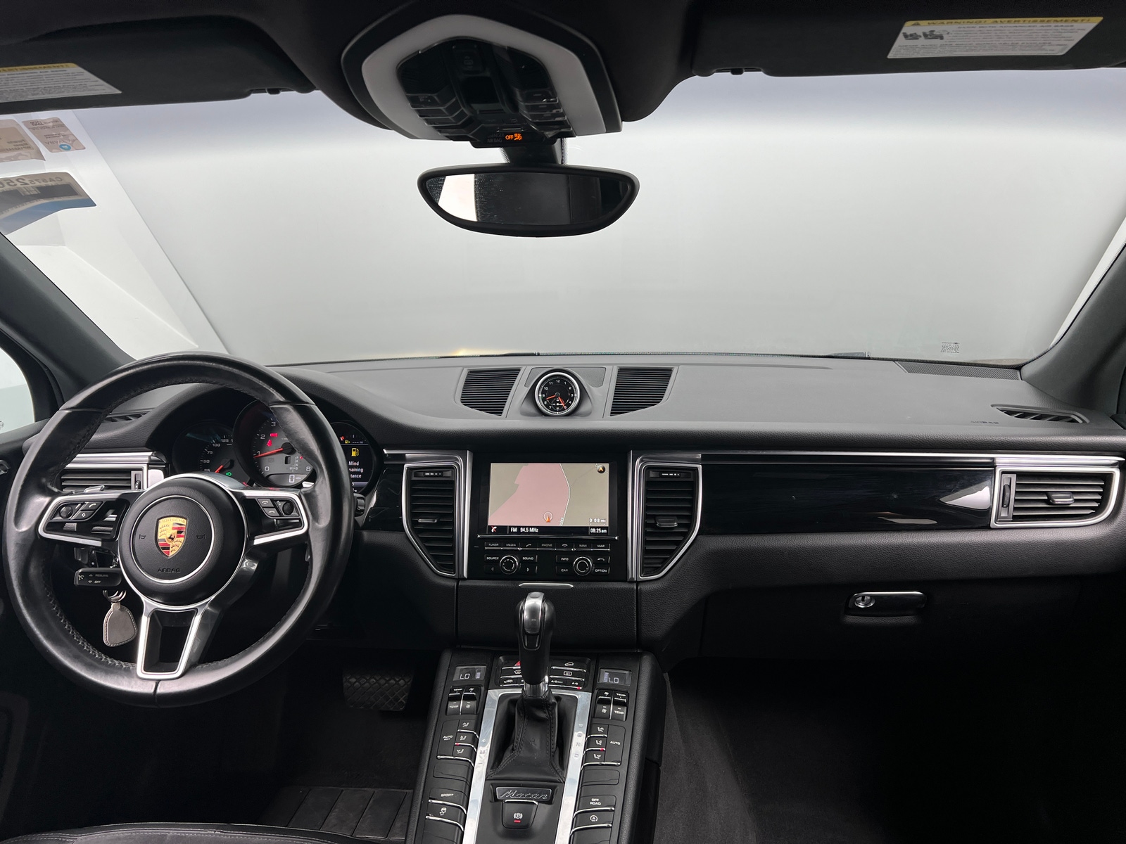 Thumbnail: 2016 Porsche Macan - 2