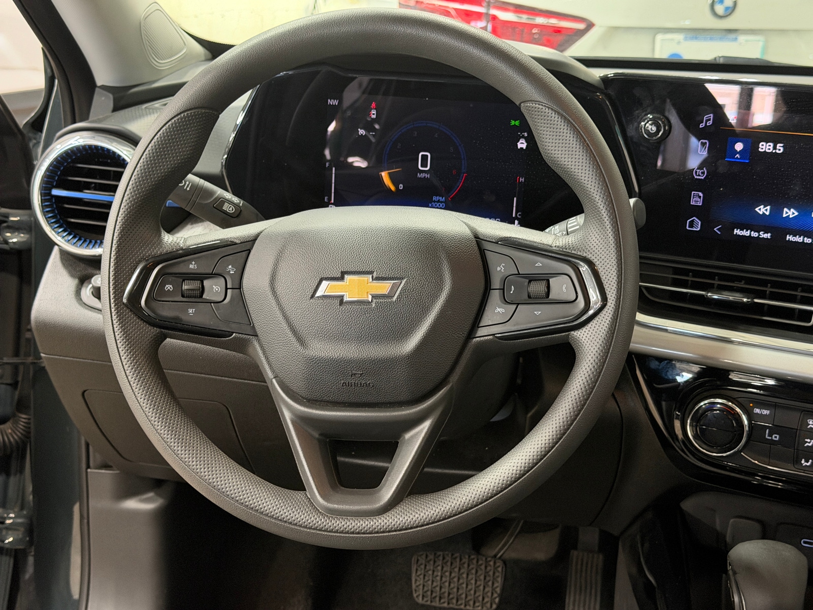 Thumbnail: 2025 Chevrolet Trax - 5
