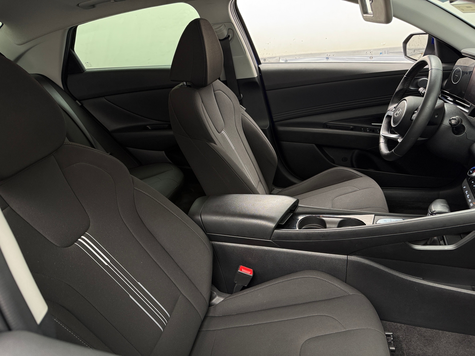 Thumbnail: 2024 Hyundai Elantra - 2