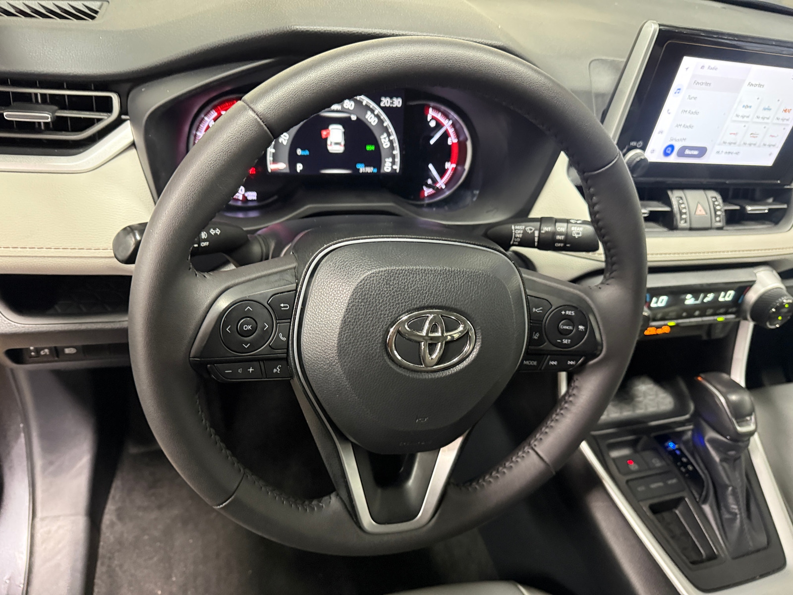 Thumbnail: 2024 Toyota RAV4 - 4