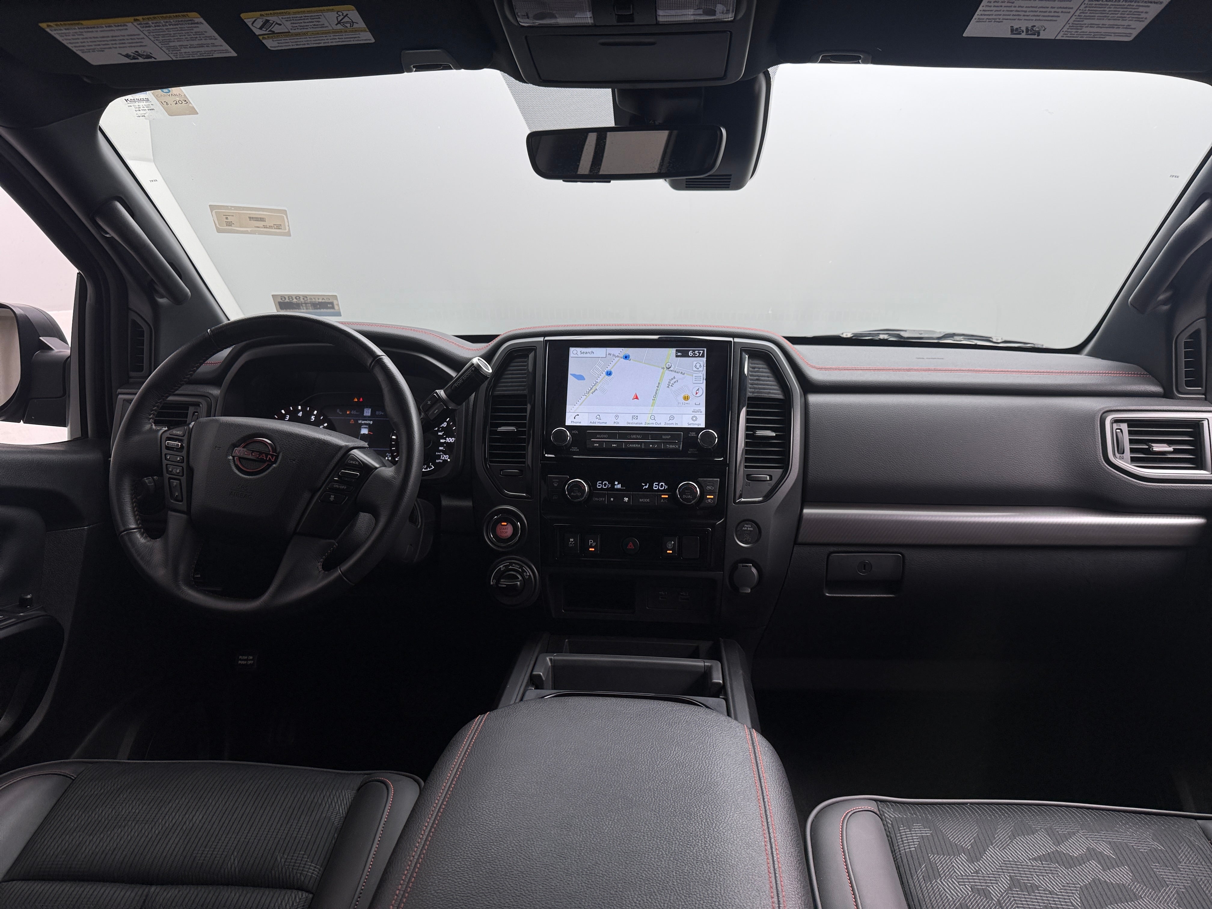 2024 Nissan Titan PRO-4X - Photo 6