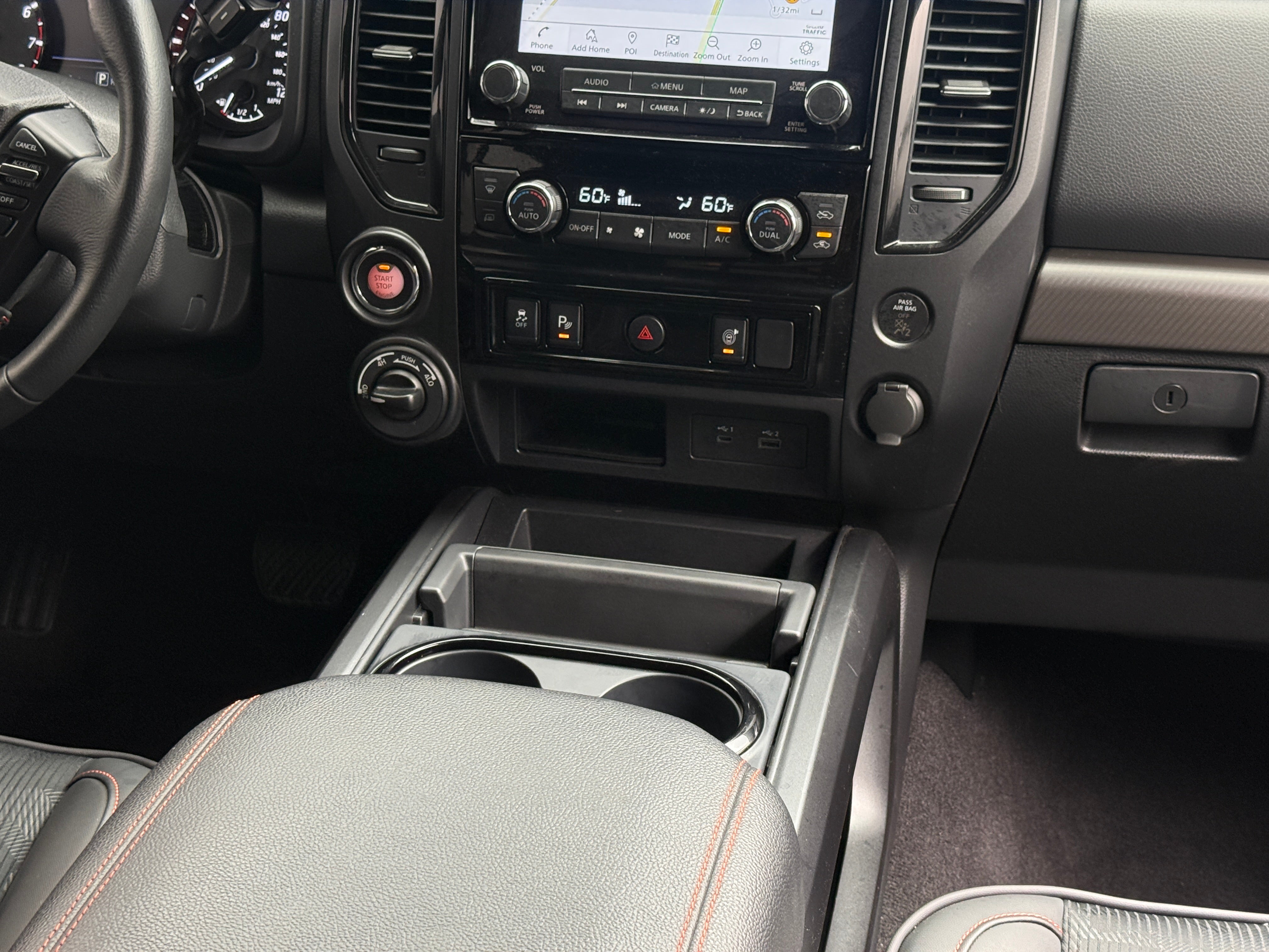 2024 Nissan Titan PRO-4X - Photo 7