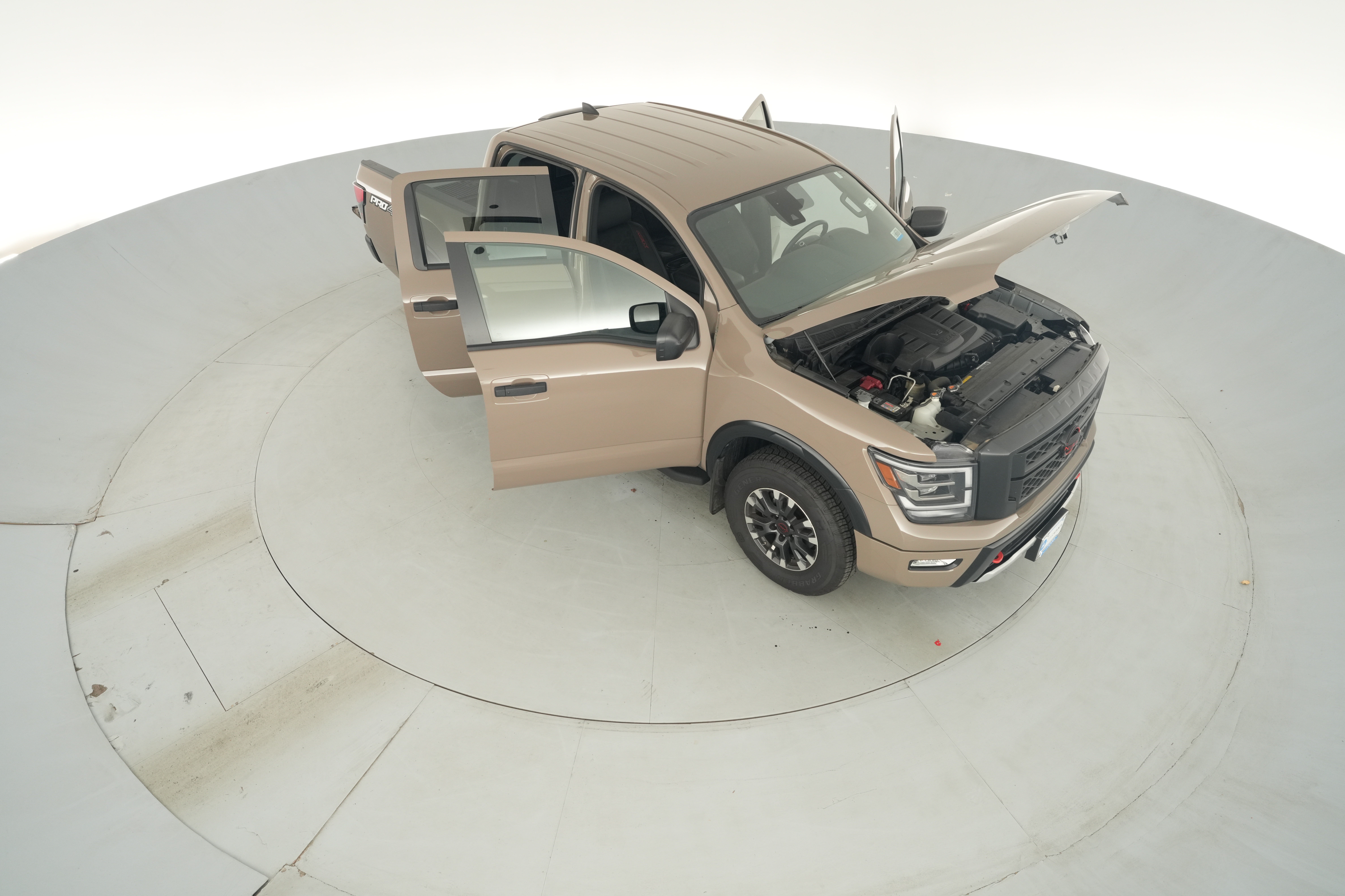 2024 Nissan Titan PRO-4X - Photo 49