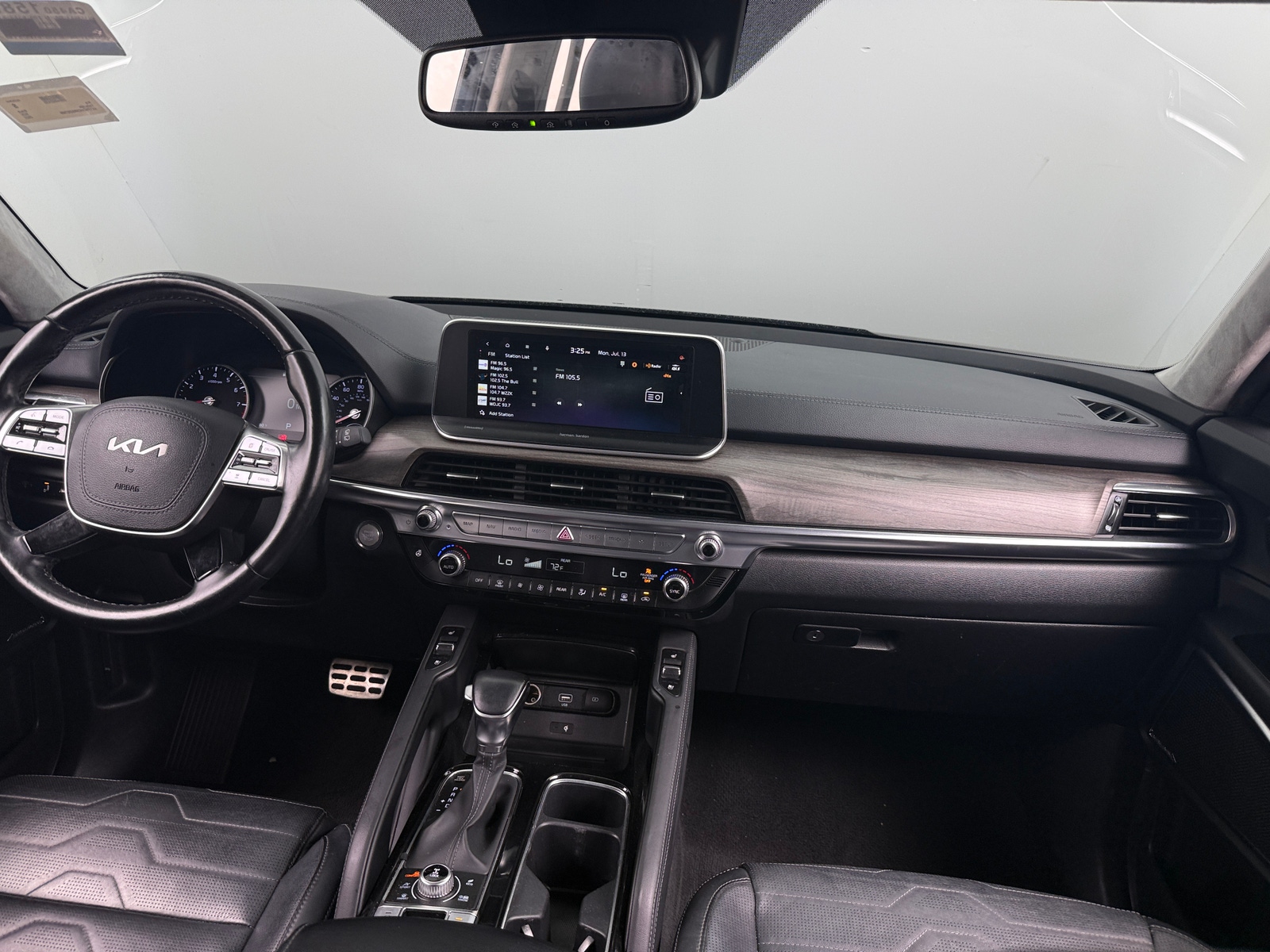 Thumbnail: 2022 Kia Telluride - 2