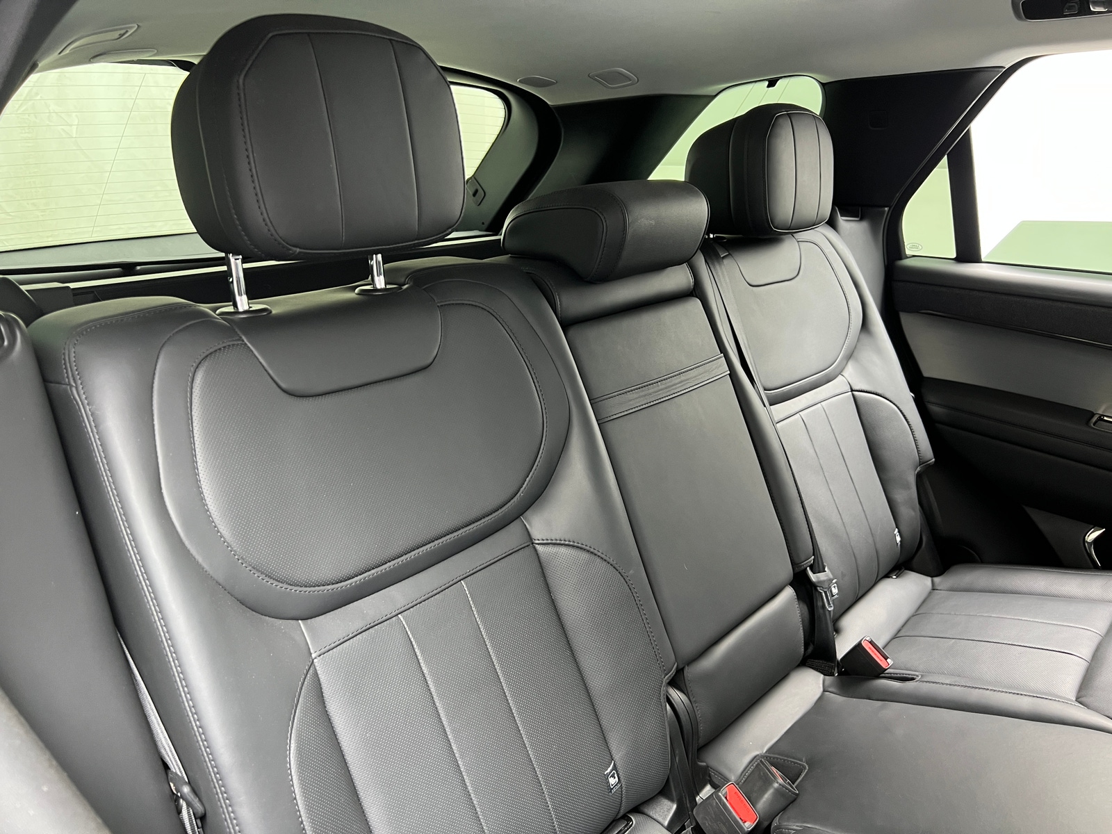 Thumbnail: 2023 Land Rover Range Rover Sport - 5