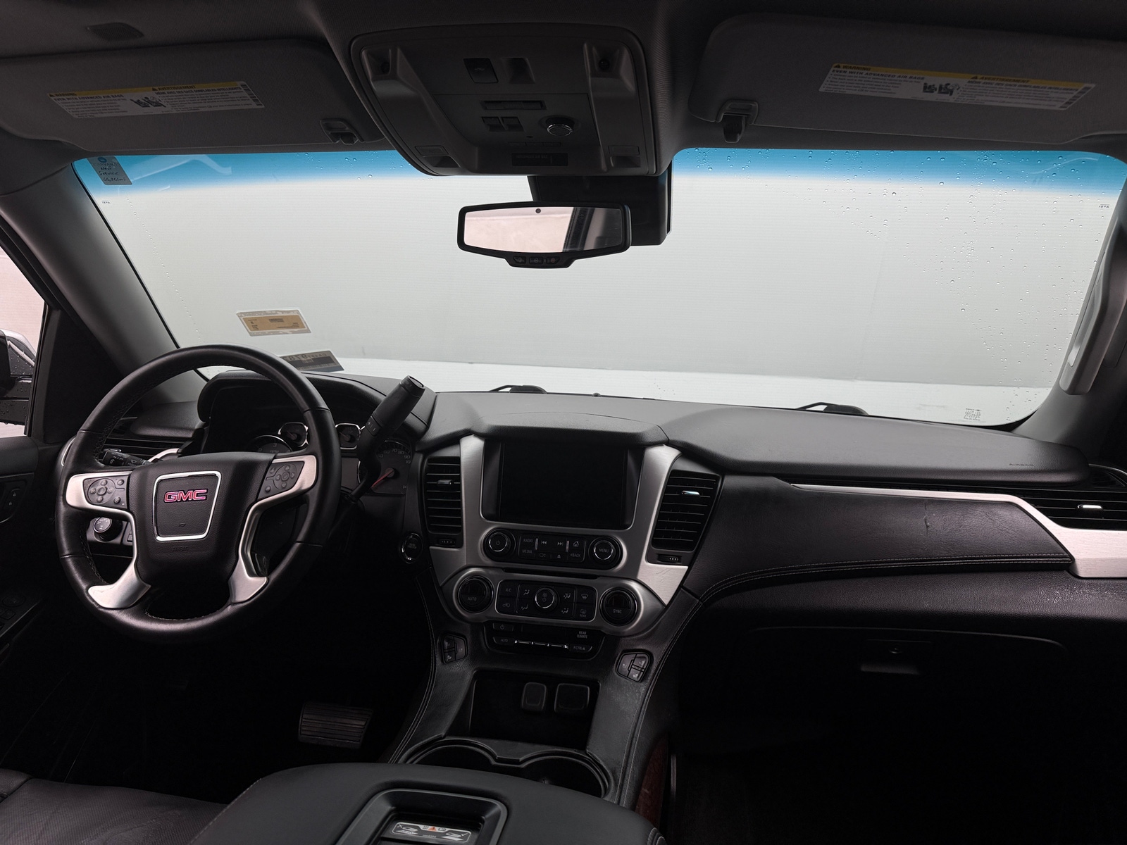 Thumbnail: 2017 GMC Yukon - 2