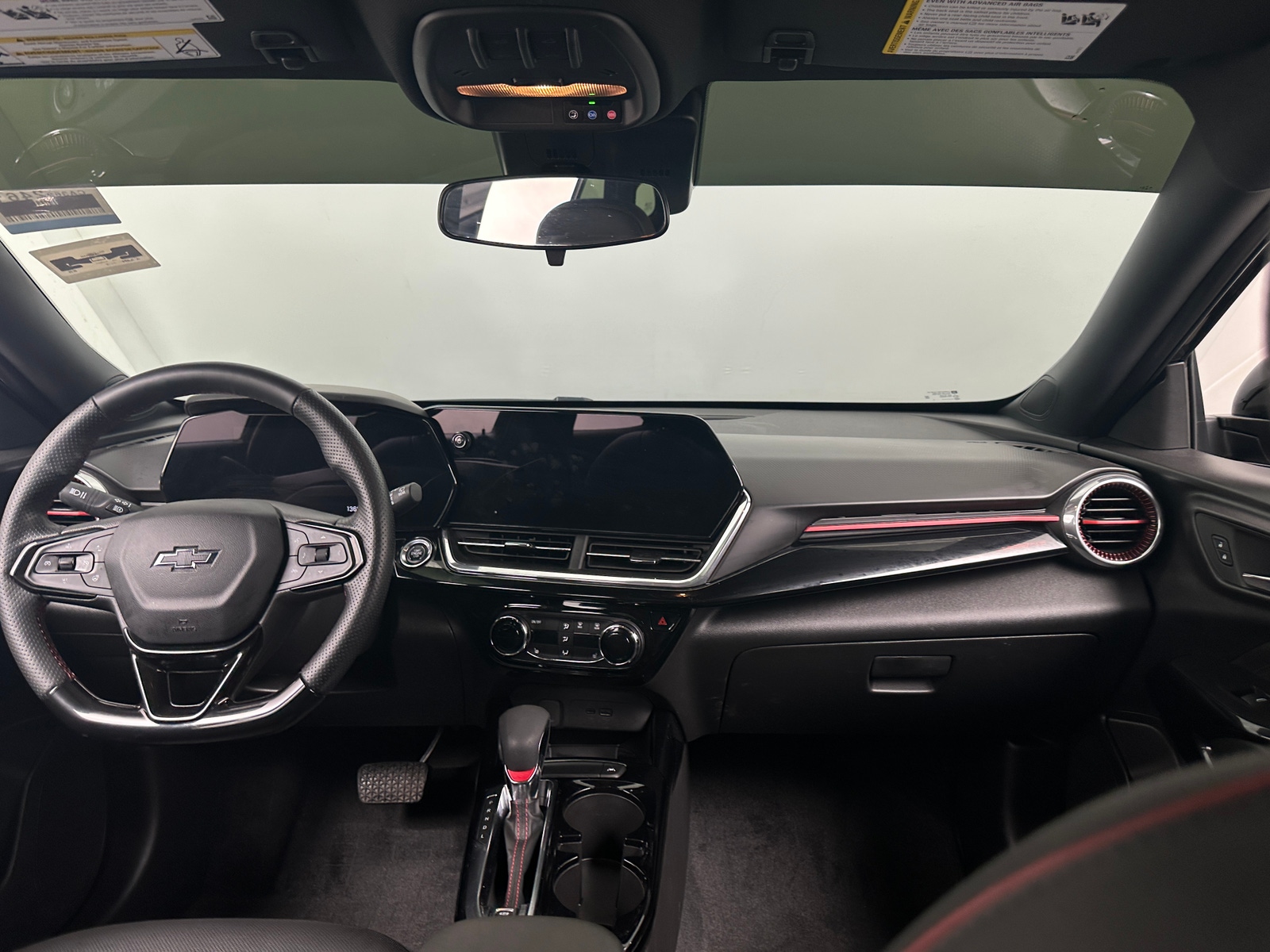 Thumbnail: 2025 Chevrolet Trax - 3