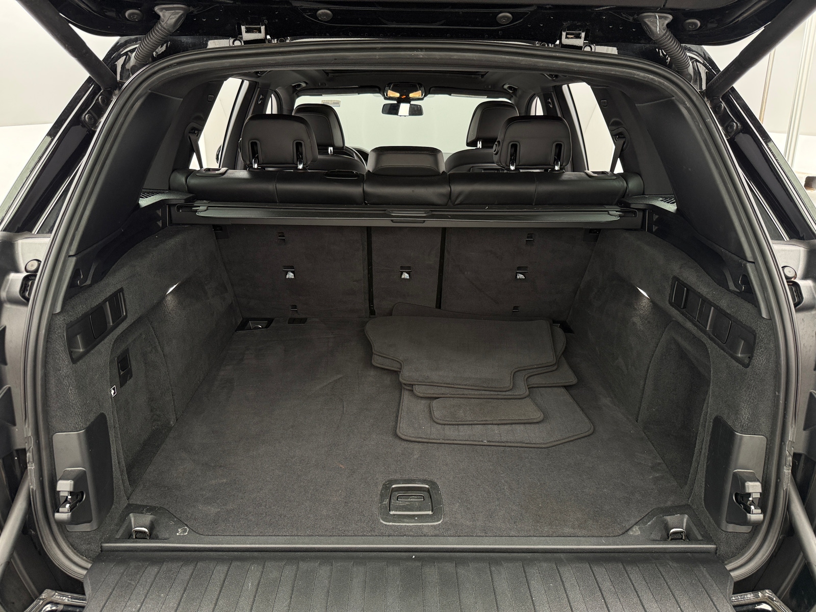 Thumbnail: 2021 BMW X5 - 6