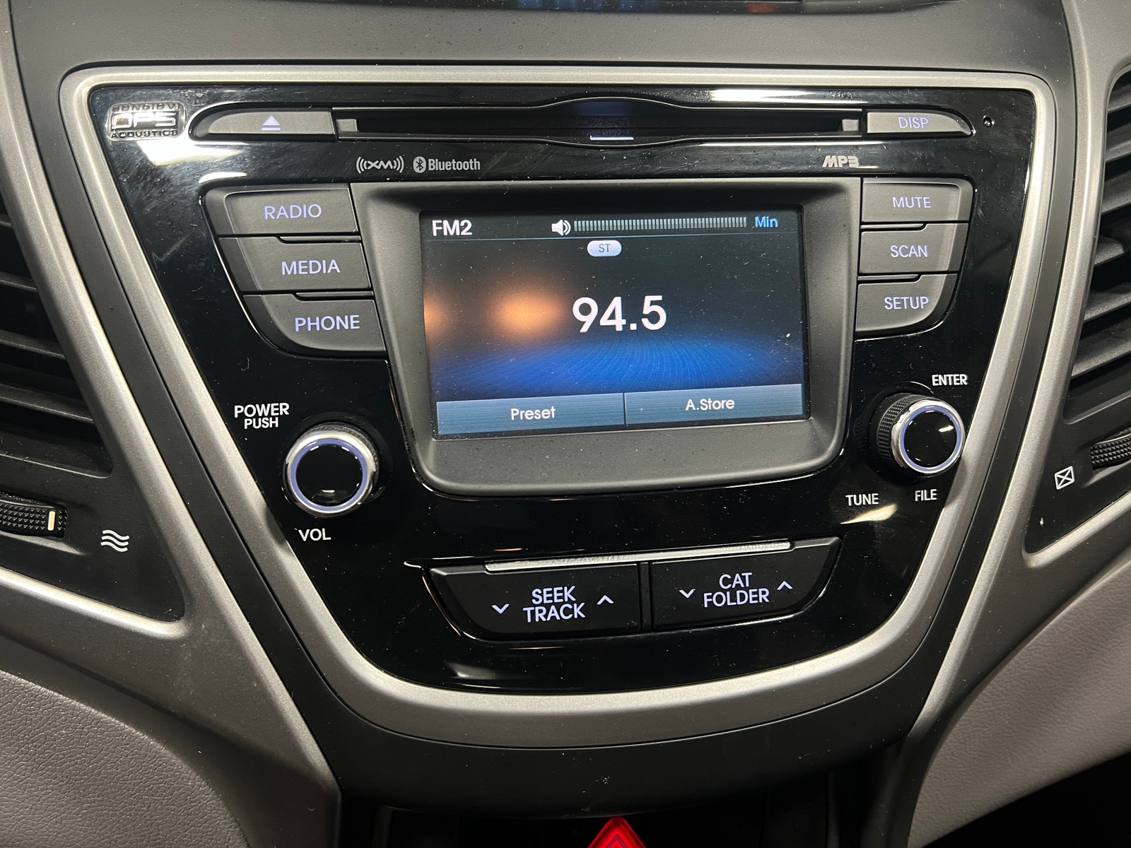 Thumbnail: 2015 Hyundai Elantra - 4