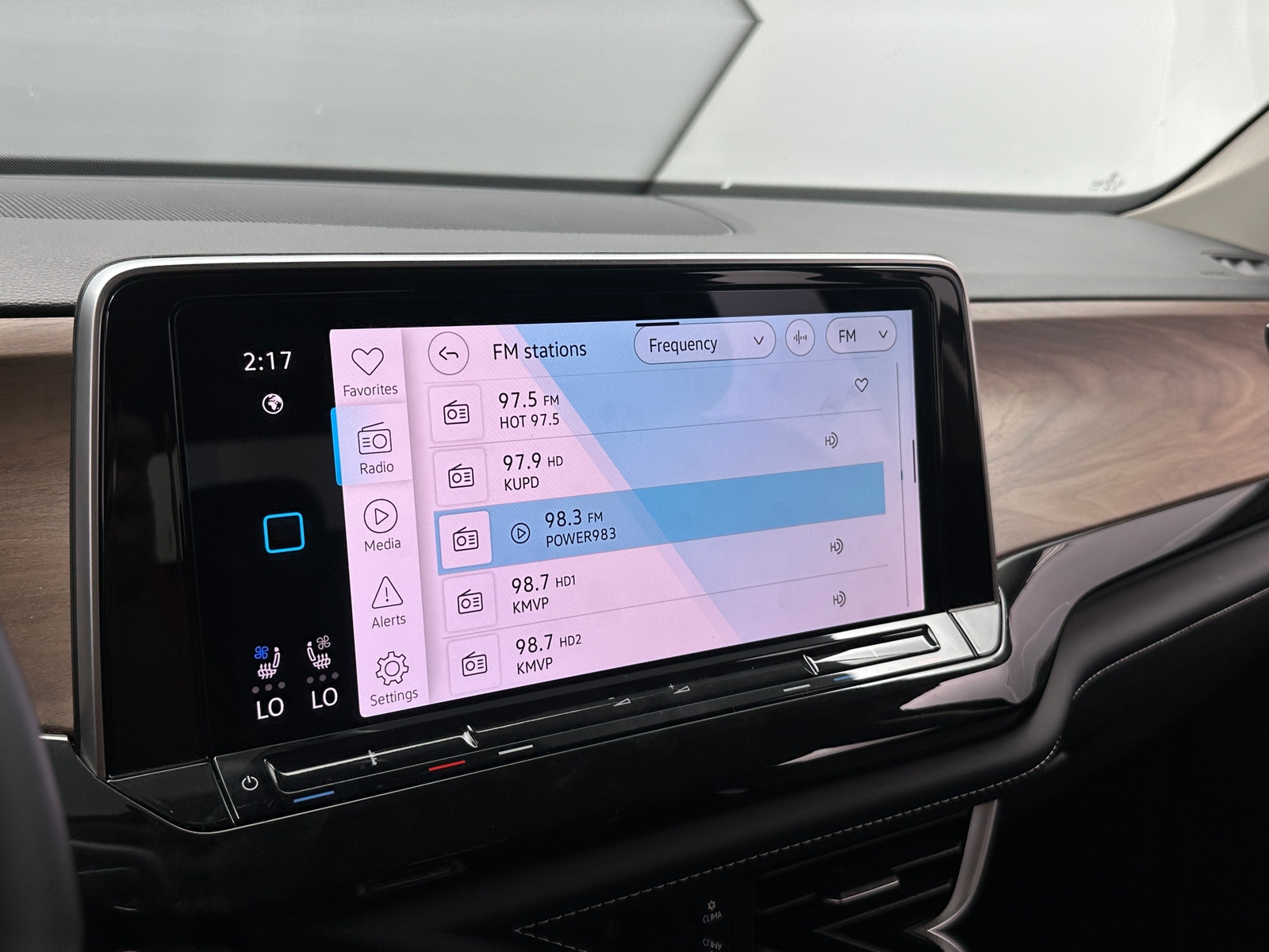 Thumbnail: 2026 Volkswagen Atlas - 3