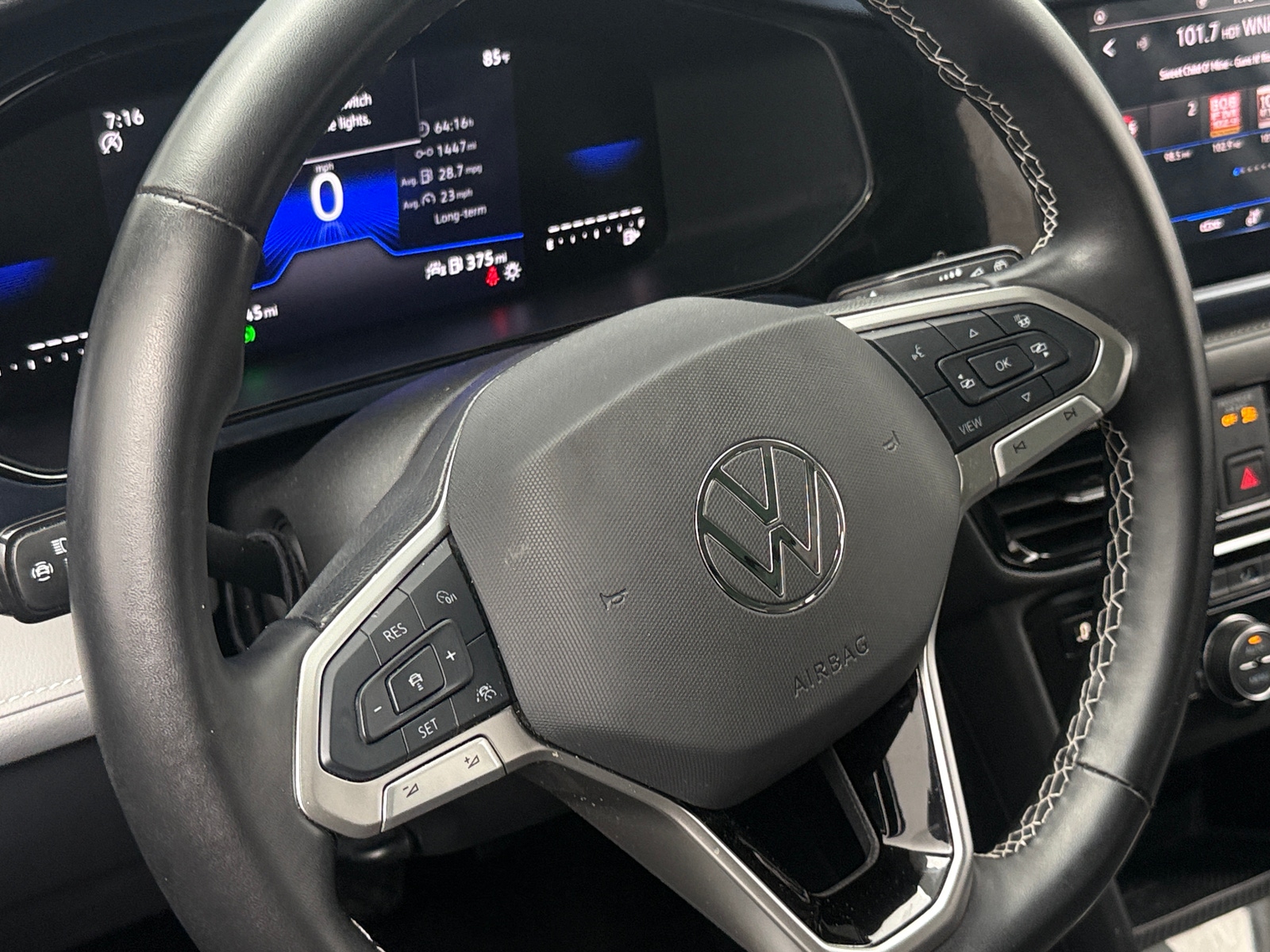 Thumbnail: 2024 Volkswagen Taos - 5