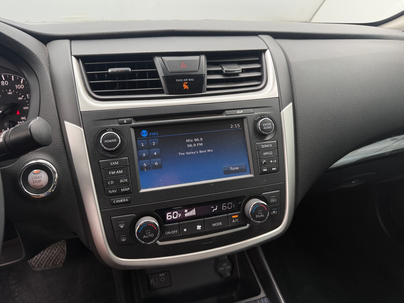 Thumbnail: 2017 Nissan Altima - 3