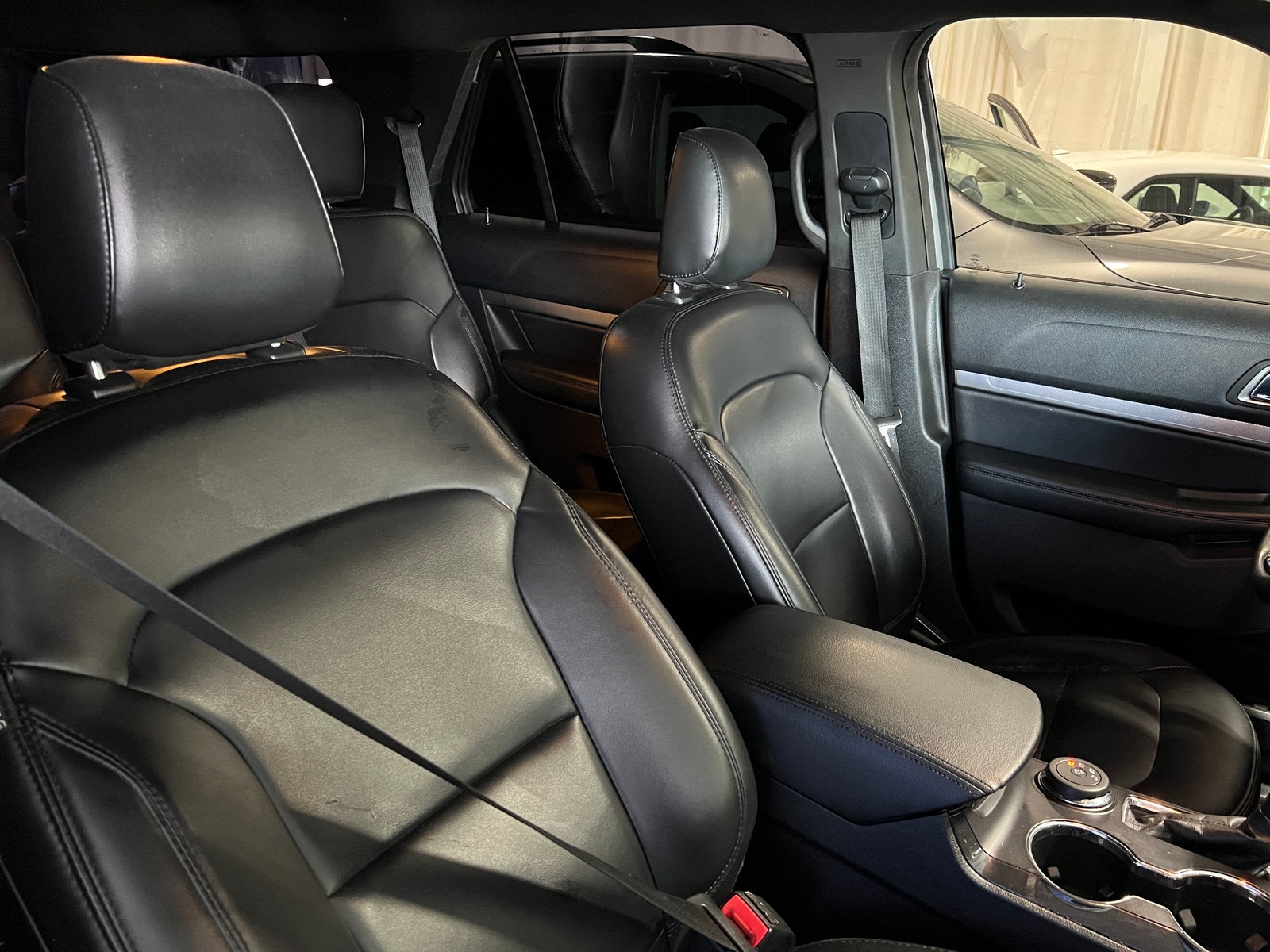 Thumbnail: 2019 Ford Explorer - 2