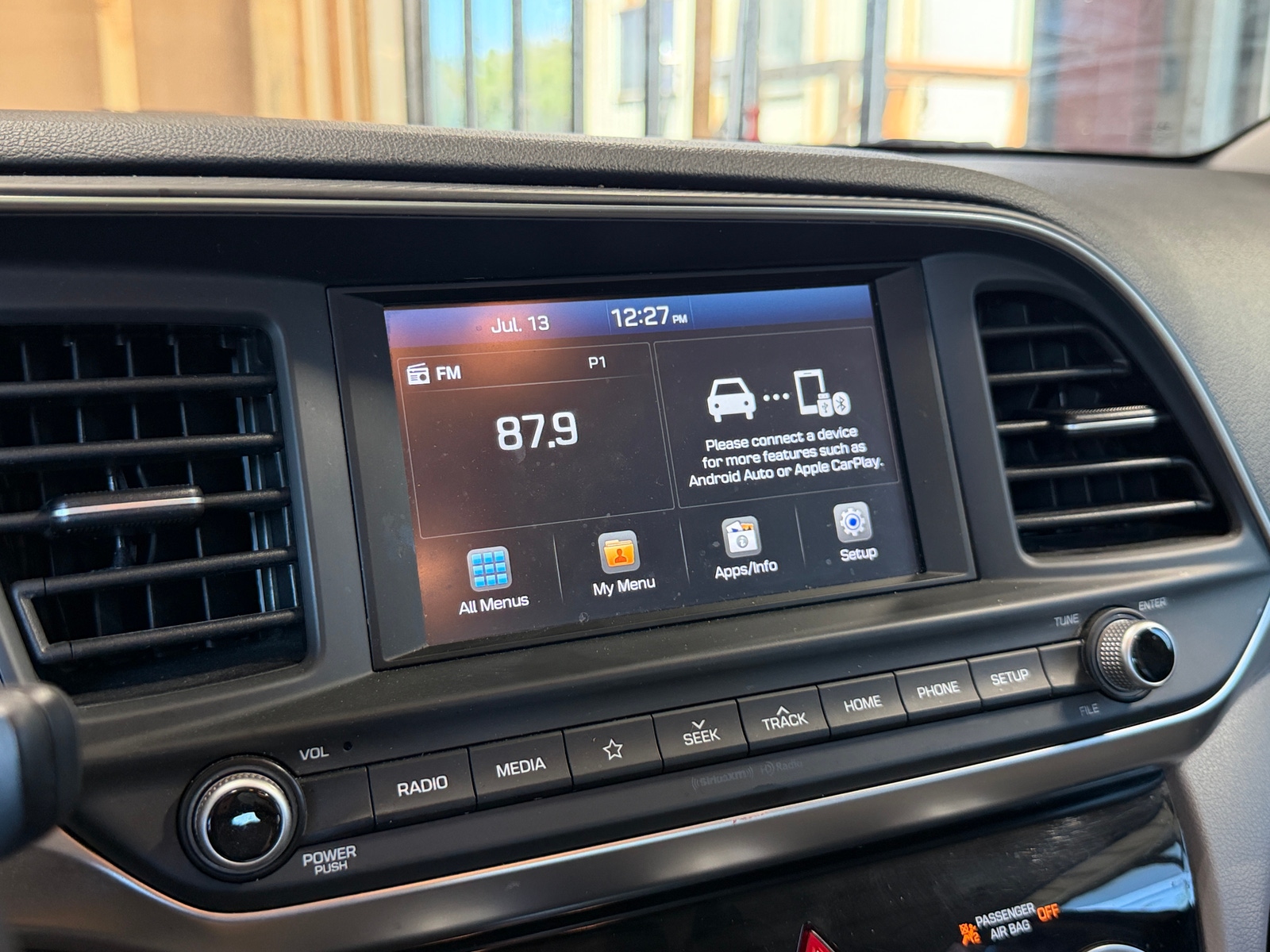 Thumbnail: 2019 Hyundai Elantra - 4