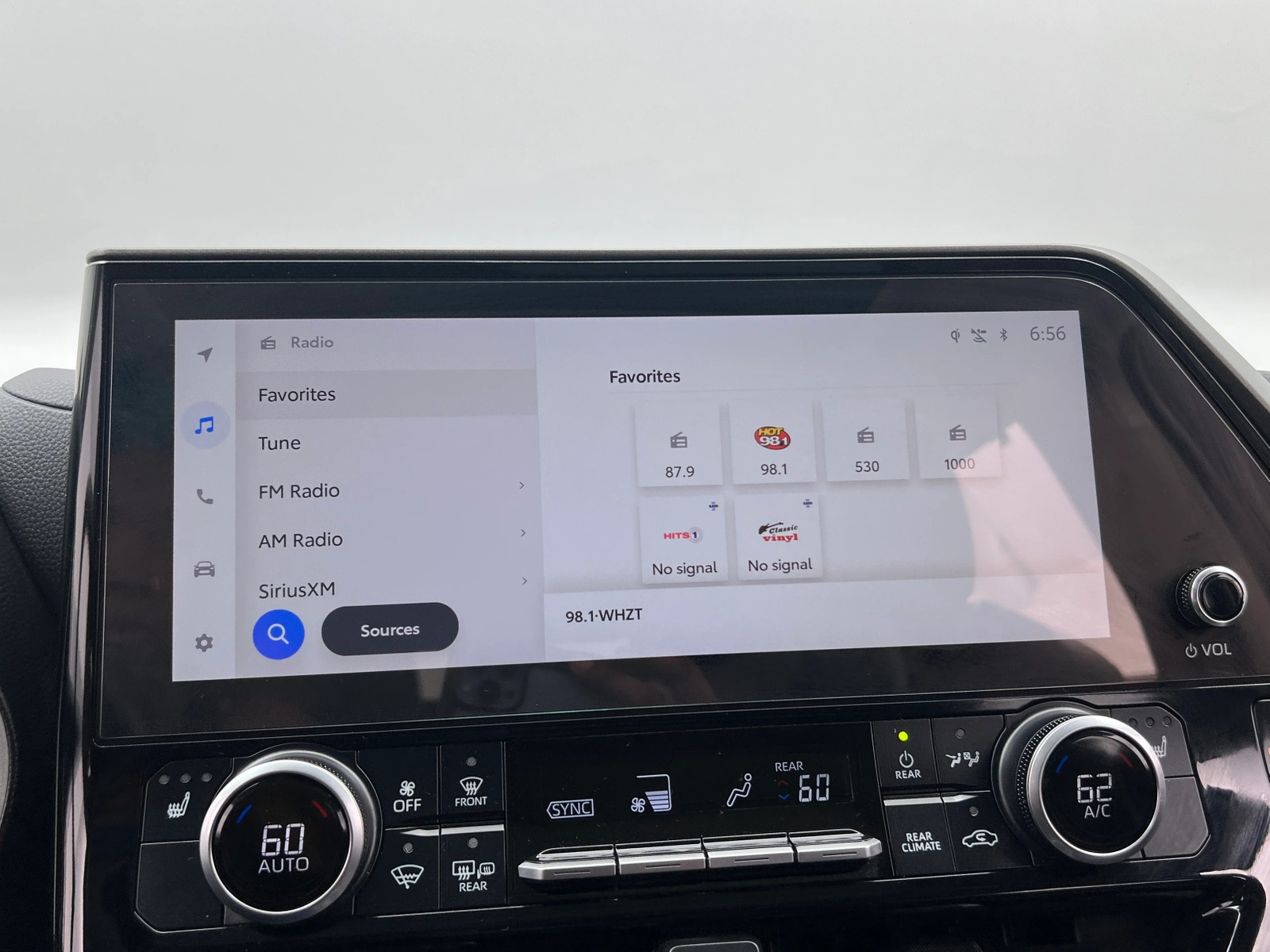 Thumbnail: 2024 Toyota Highlander - 4