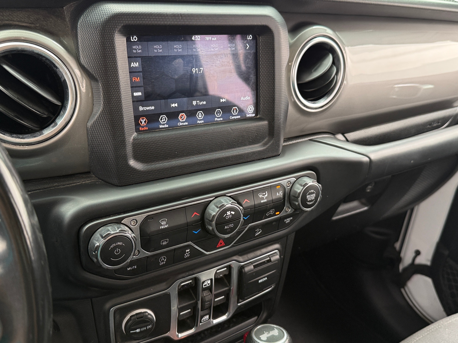 Thumbnail: 2020 Jeep Wrangler - 4