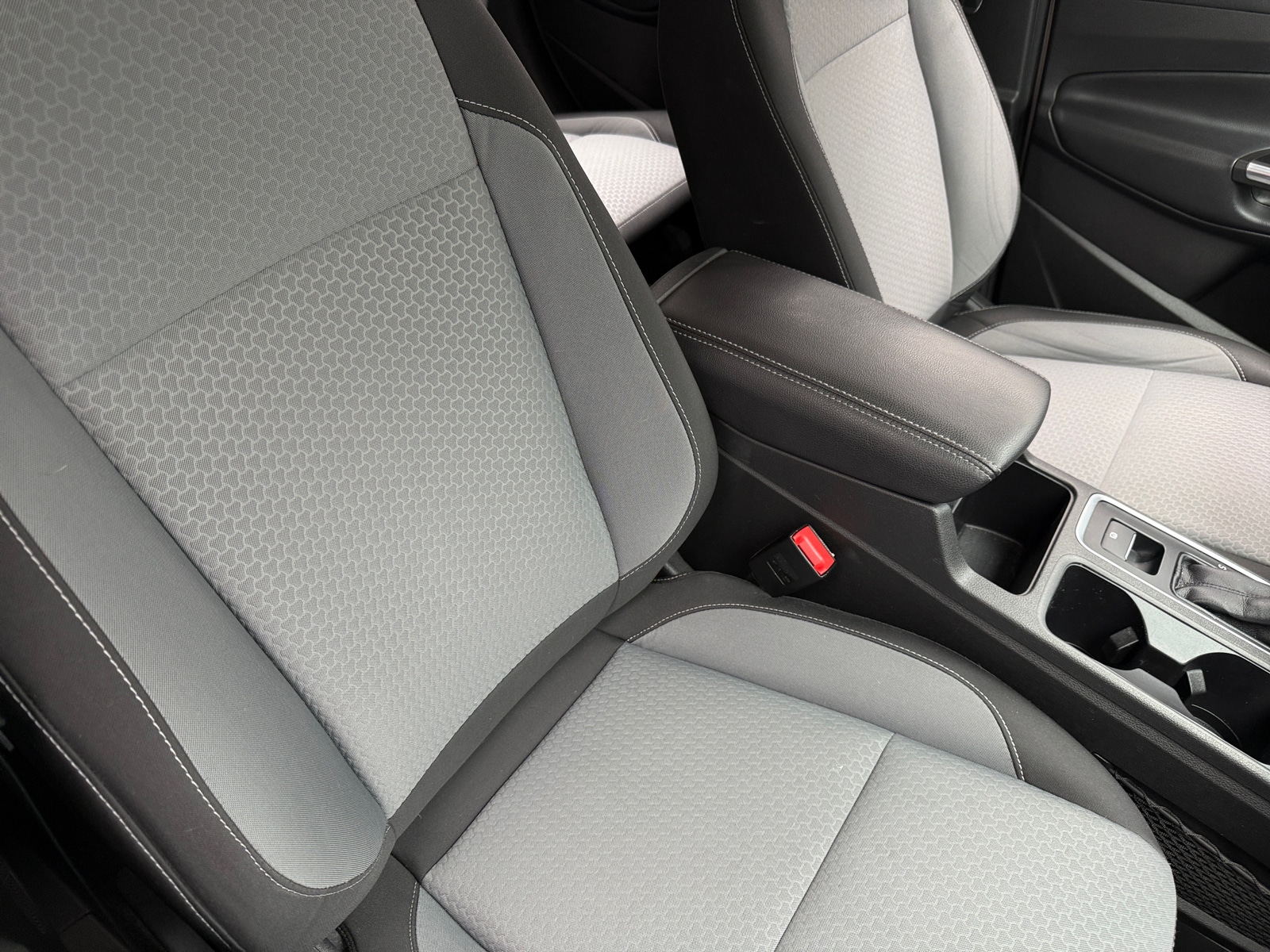 Thumbnail: 2018 Ford Escape - 2