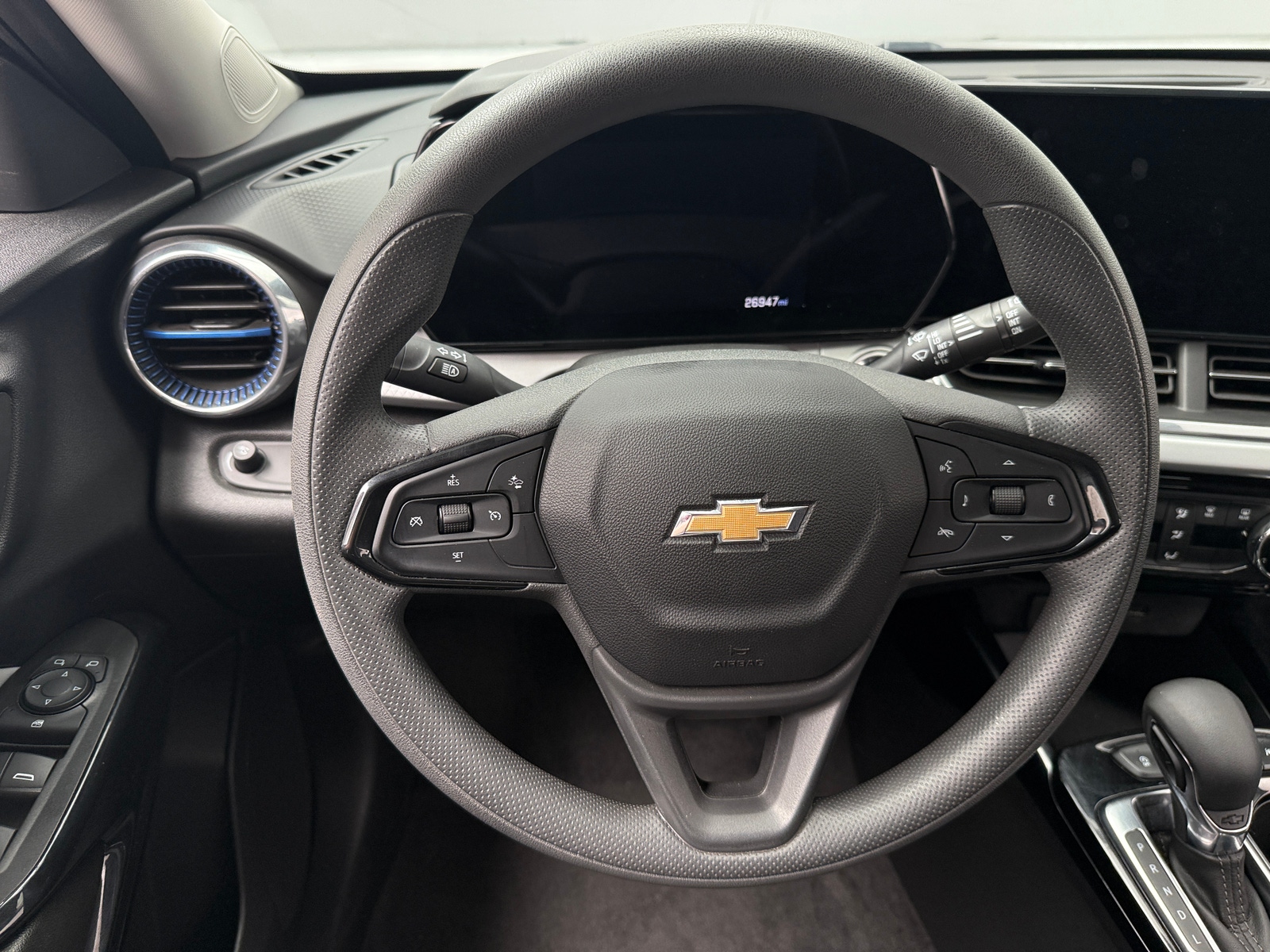 Thumbnail: 2025 Chevrolet Trax - 4