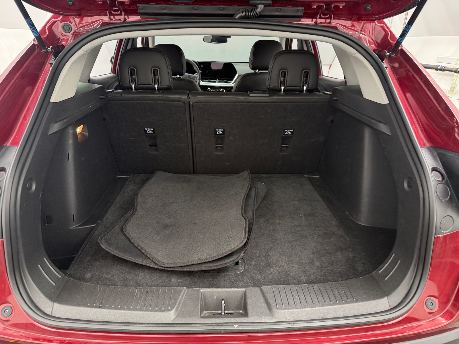 Thumbnail: 2025 Chevrolet Trax - 6