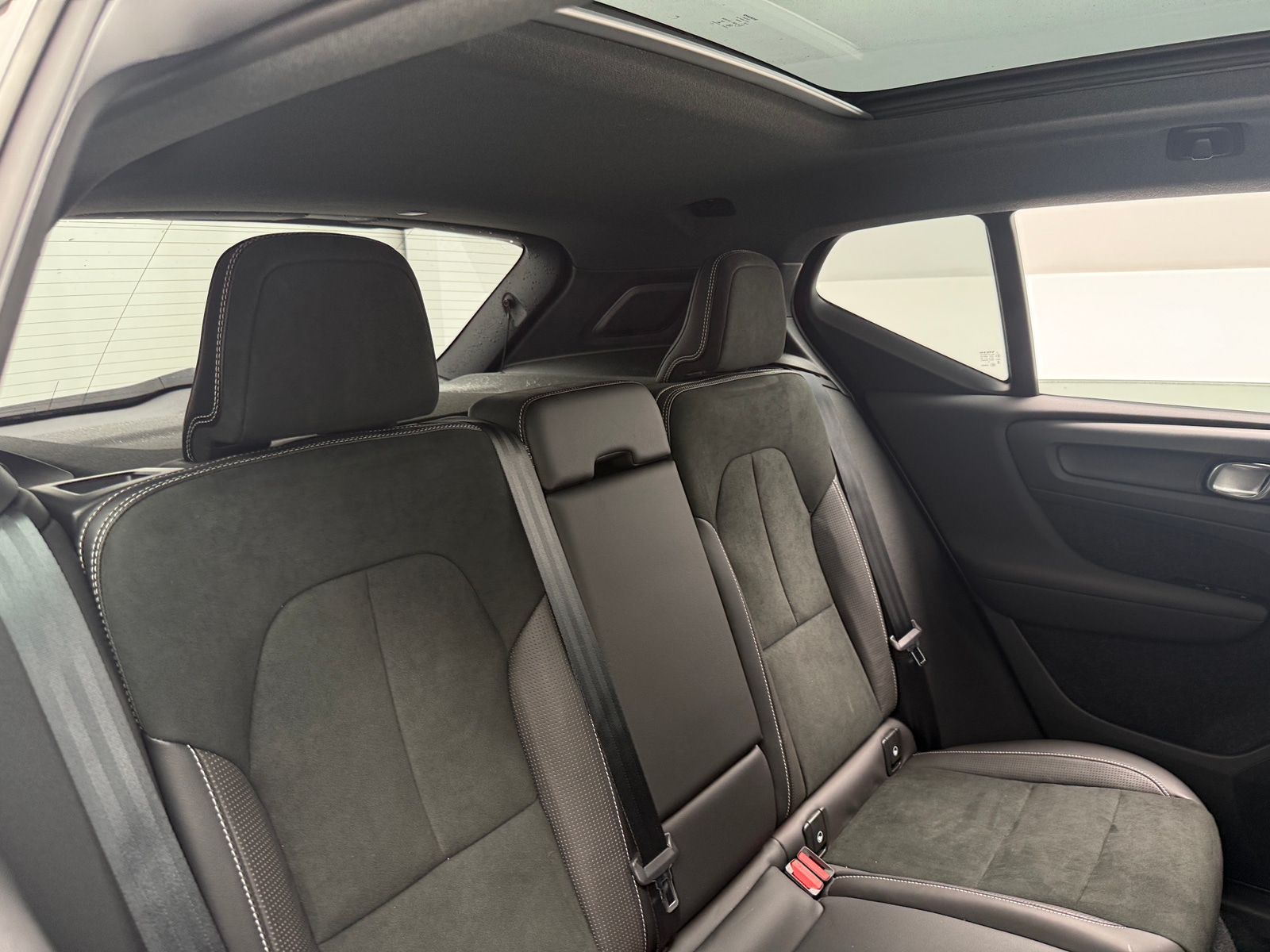 Thumbnail: 2020 Volvo XC40 - 6