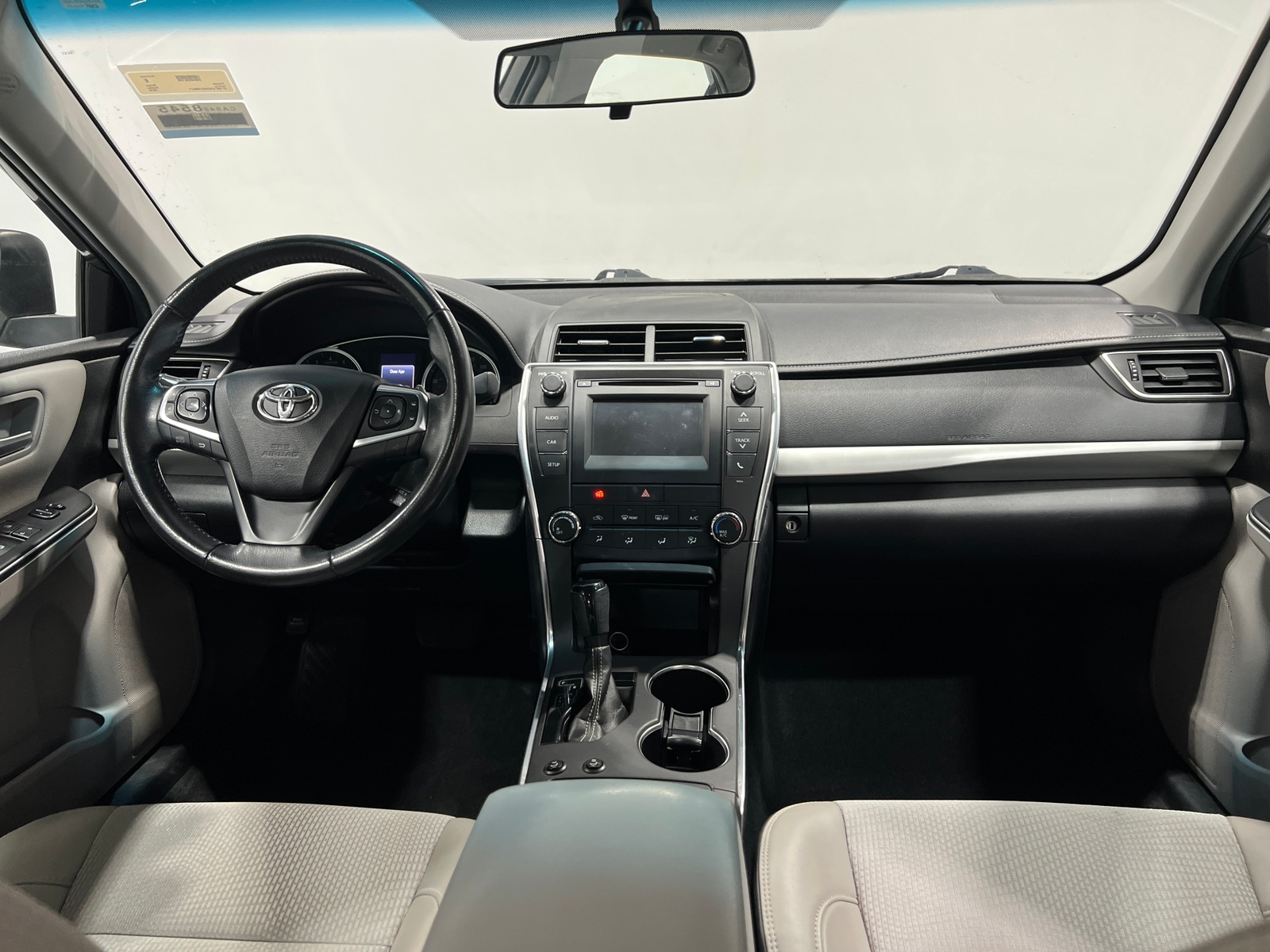 Thumbnail: 2016 Toyota Camry - 3