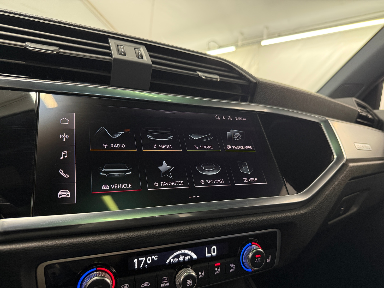 Thumbnail: 2025 Audi Q3 - 3